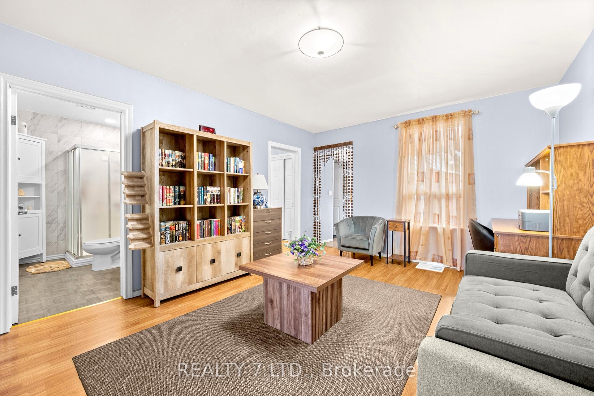 Photo 11 of 26 Harrison Avenue, Hamilton, Homeside — HOMEH