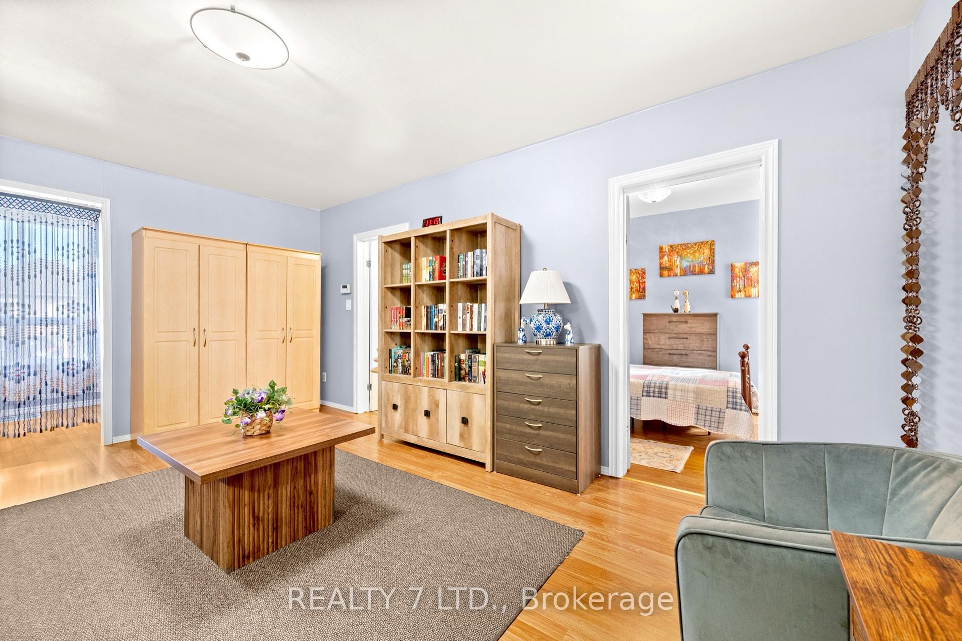 Photo 12 of 26 Harrison Avenue, Hamilton, Homeside — HOMEH
