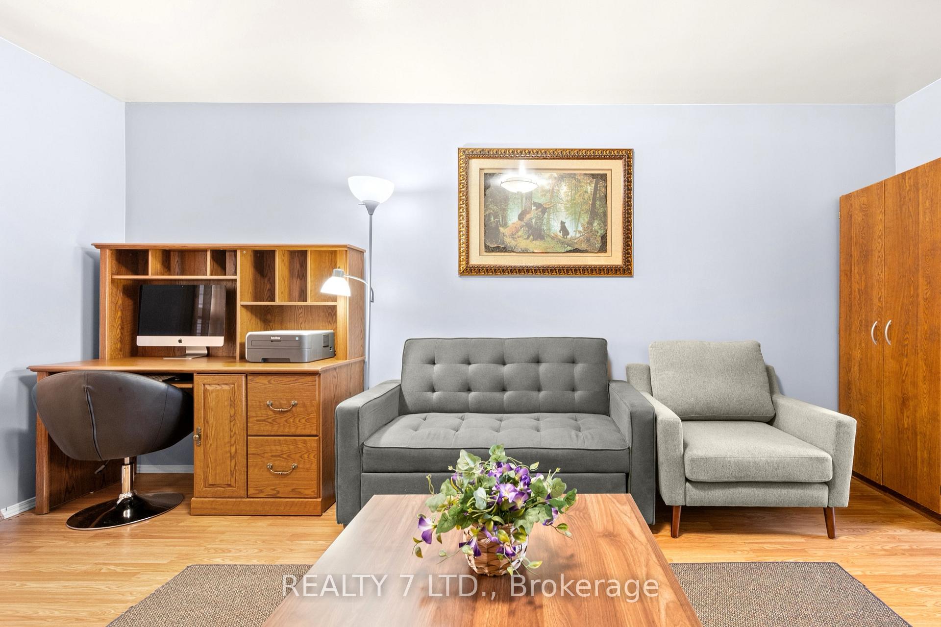 Photo 13 of 26 Harrison Avenue, Hamilton, Homeside — HOMEH