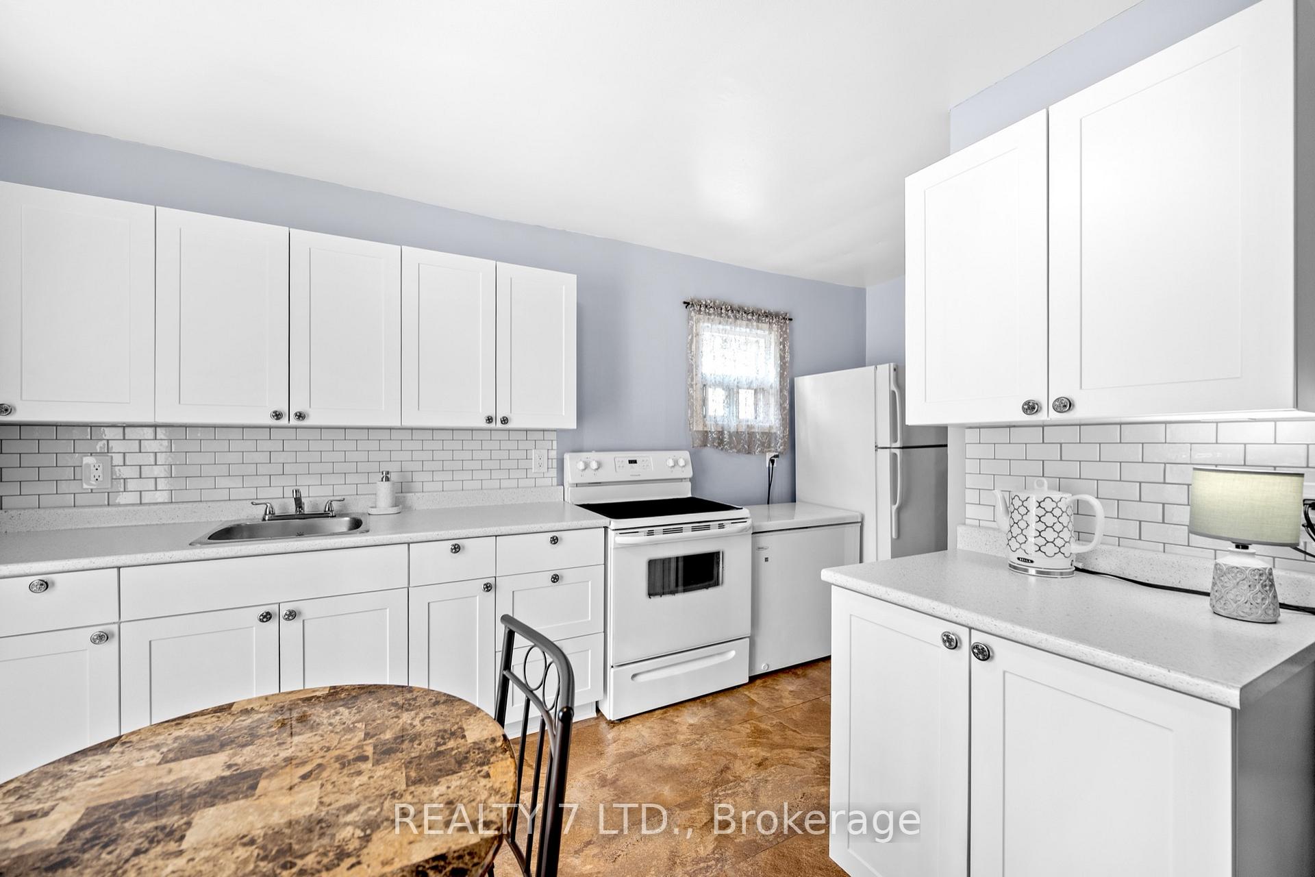Photo 27 of 26 Harrison Avenue, Hamilton, Homeside — HOMEH