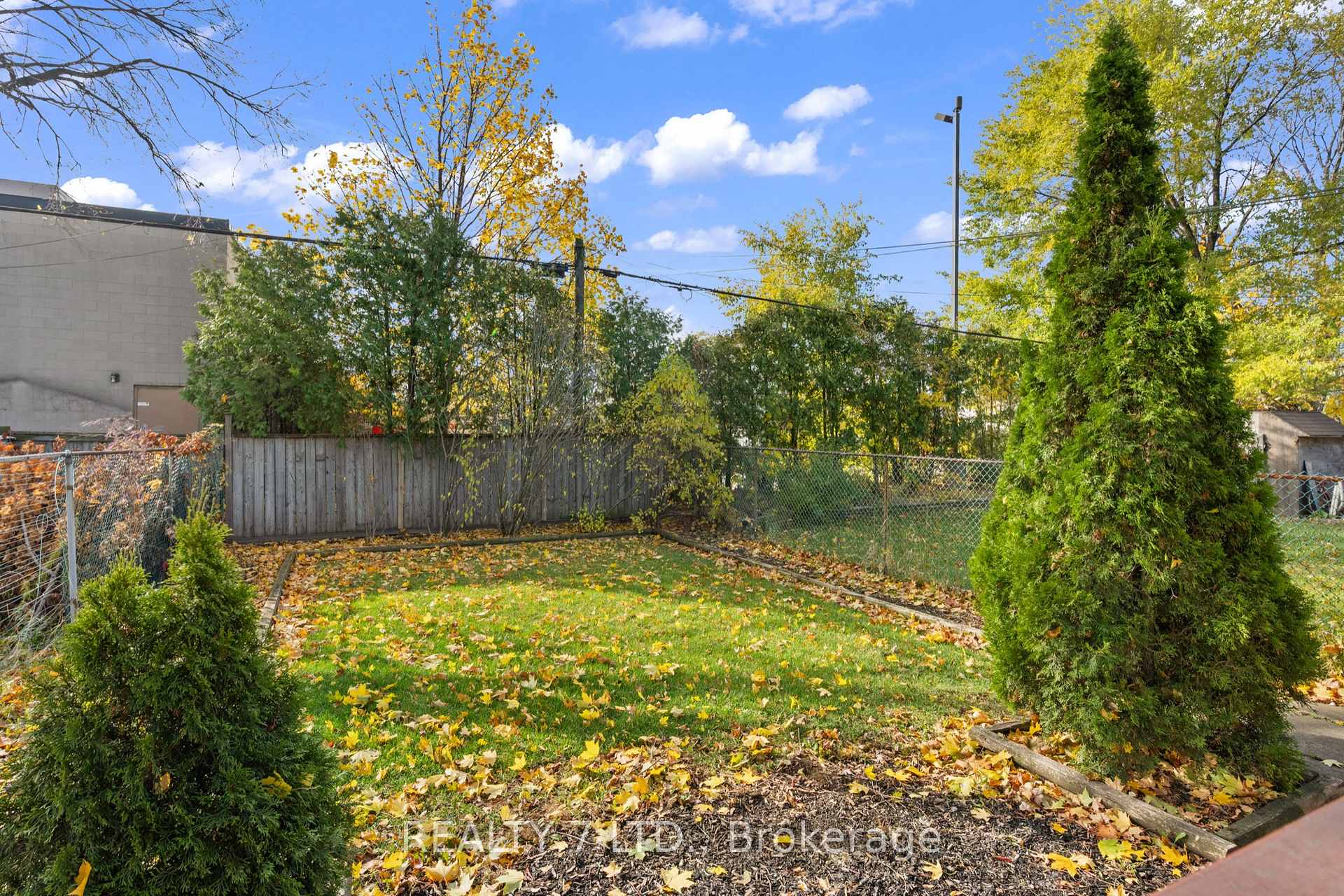 Photo 30 of 26 Harrison Avenue, Hamilton, Homeside — HOMEH