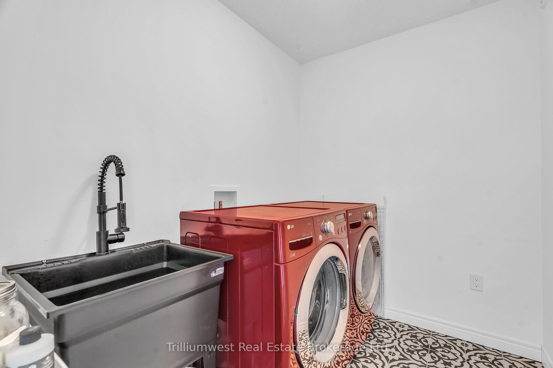 Photo 14 of 223 Fleming Road, Guelph, Grange Road — HOMEH