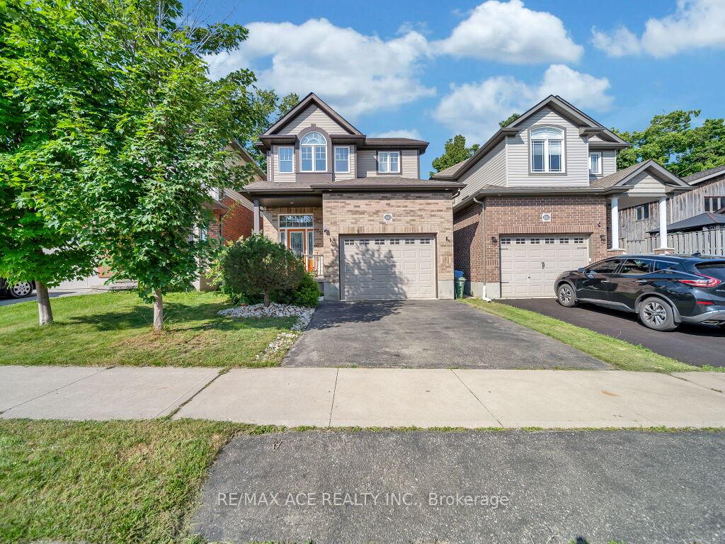 Front of 160 Kemp Crescent E