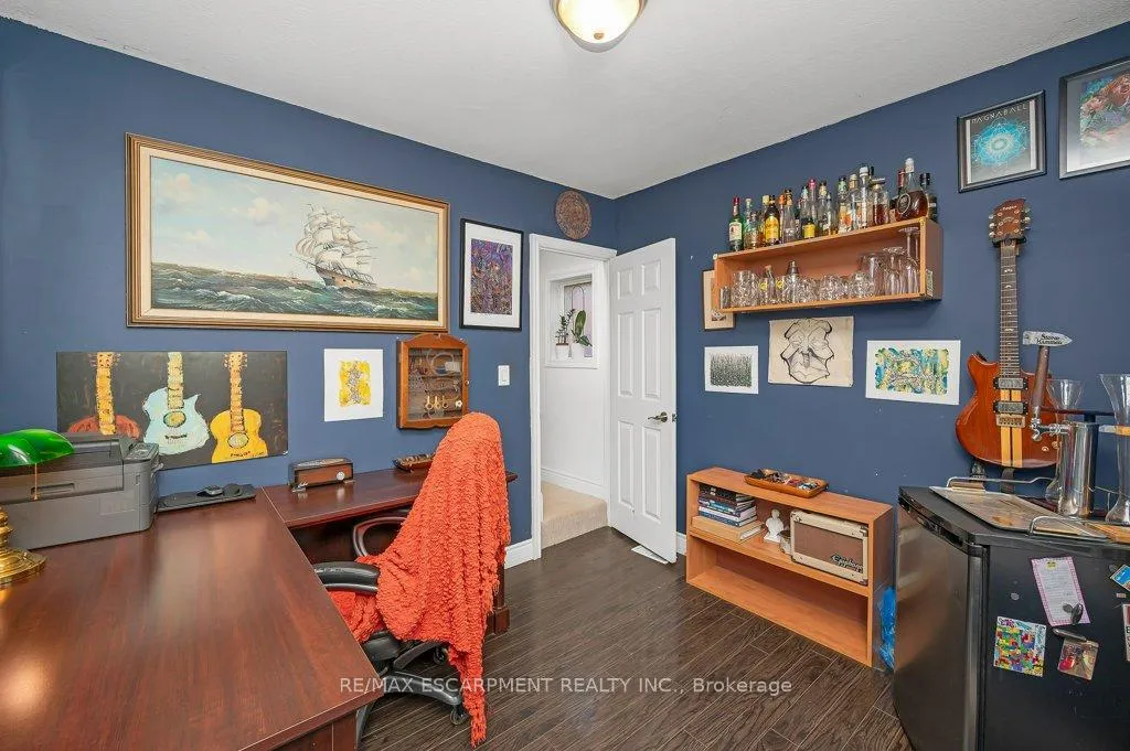 Photo 22 of 128 Crosthwaite Avenue N, Hamilton, Homeside — HOMEH