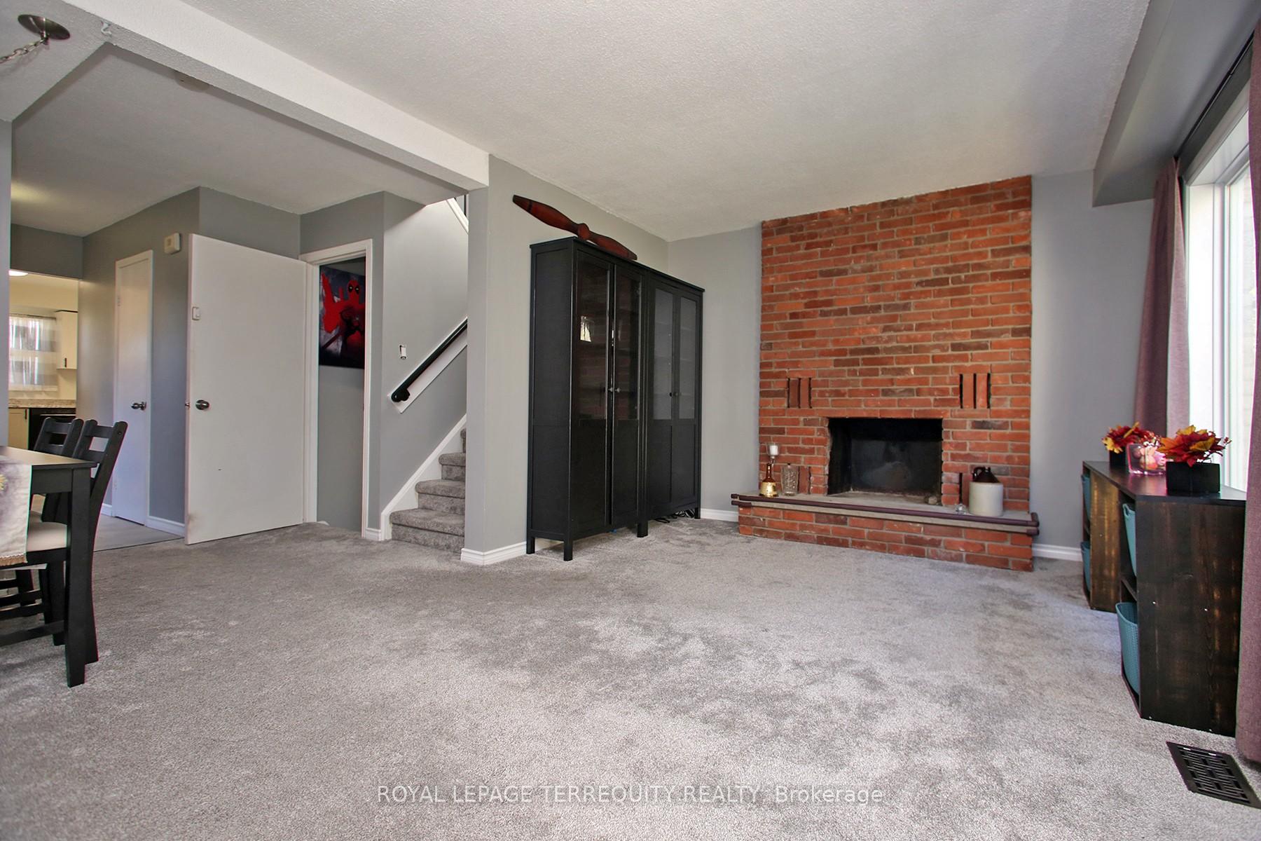 Photo 6 of 87 Andrea Road, Ajax, South East — HOMEH