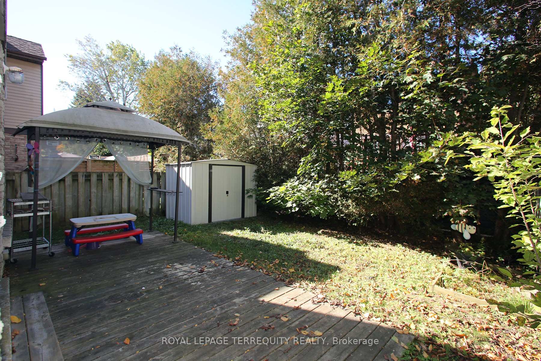 Photo 25 of 87 Andrea Road, Ajax, South East — HOMEH