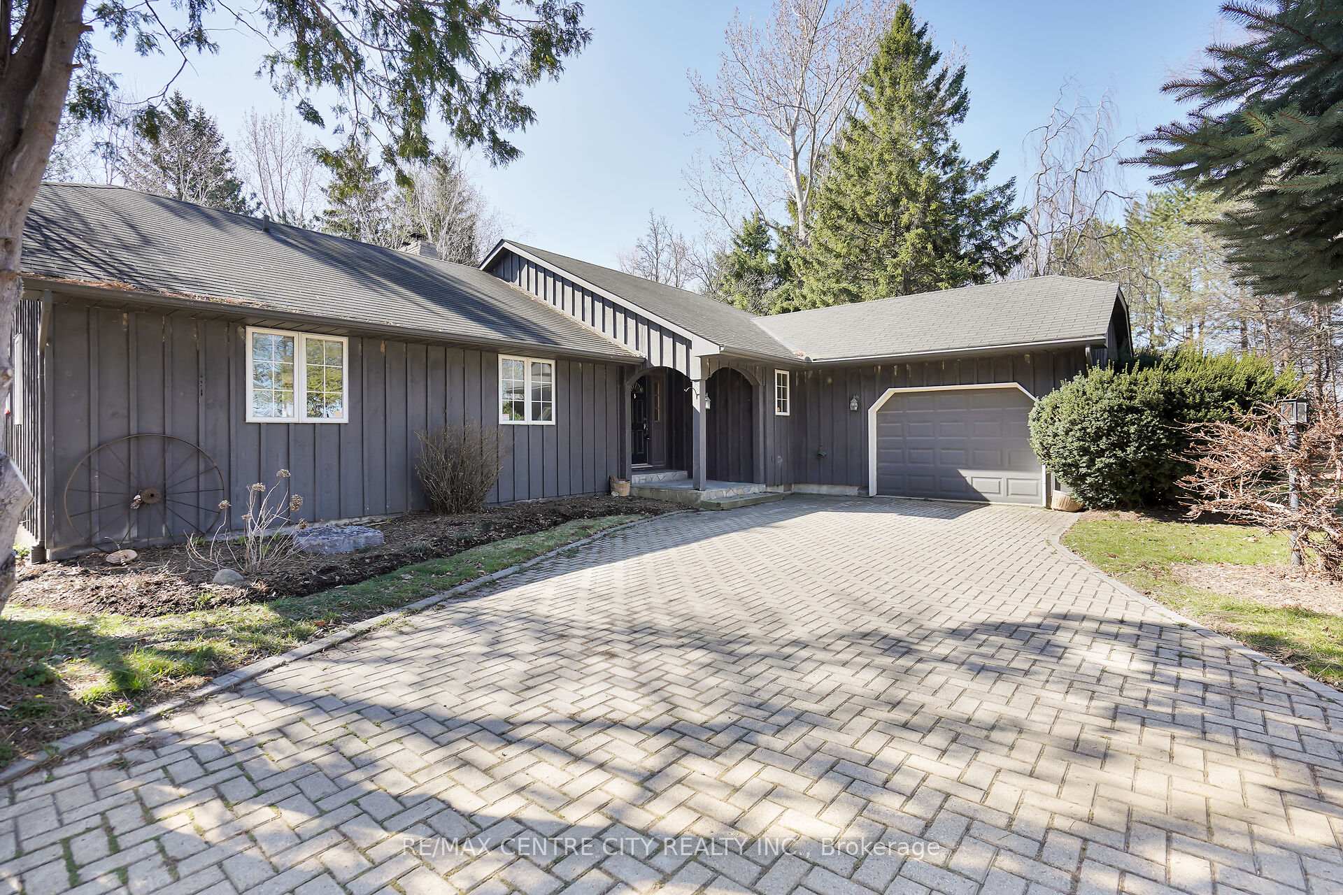 Photo 3 of 75514 Bluewater Highway, Bluewater, Stanley — HOMEH