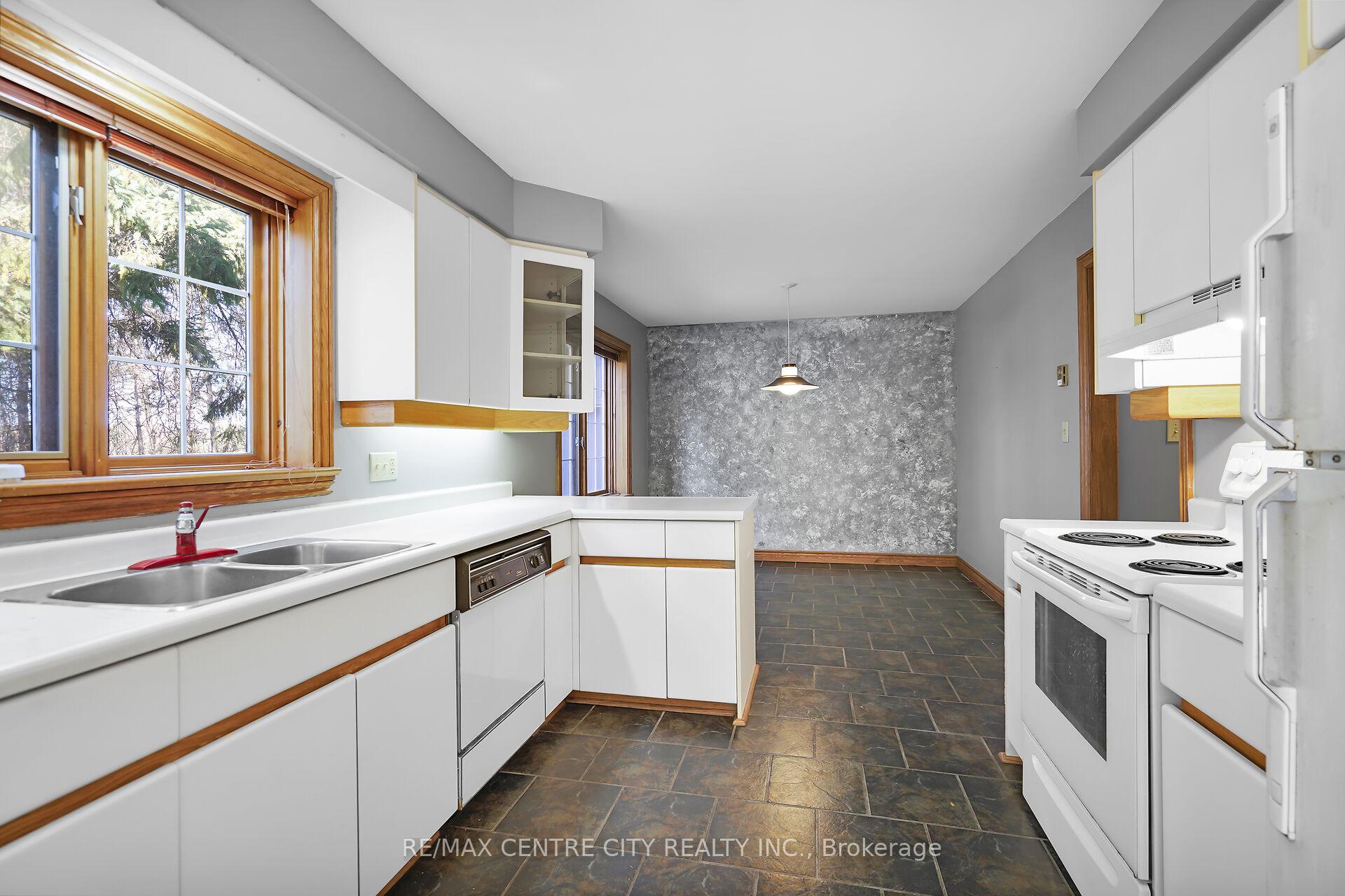 Photo 15 of 75514 Bluewater Highway, Bluewater, Stanley — HOMEH