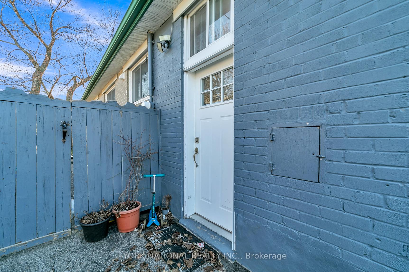 Photo 3 of Unit BSMT, 20 Richardson Drive, Aurora, Aurora Highlands — HOMEH