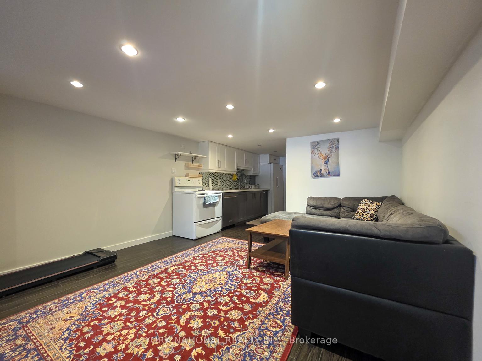 Photo 14 of Unit BSMT, 20 Richardson Drive, Aurora, Aurora Highlands — HOMEH