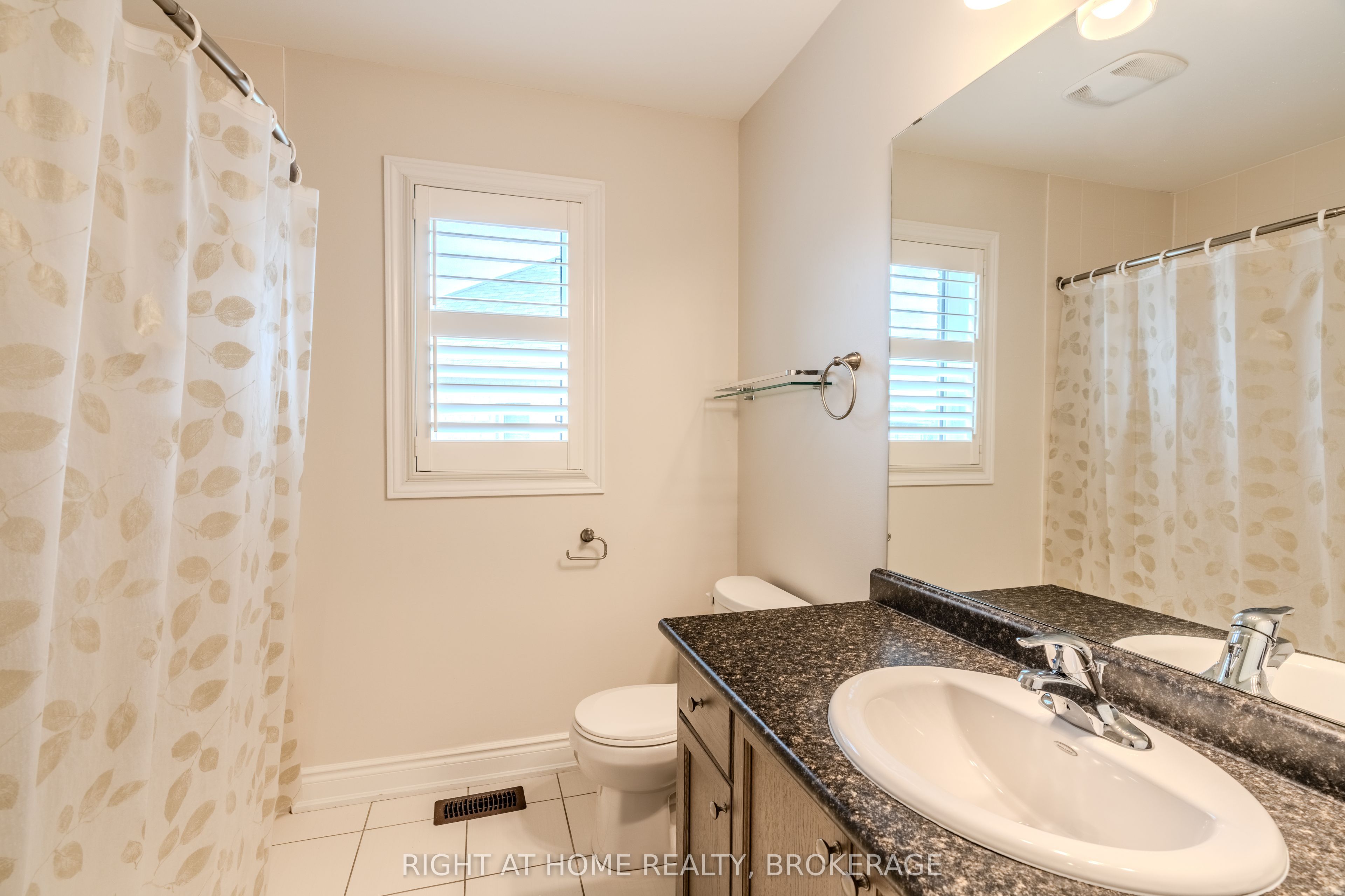 Photo 52 of 1499 Haws Crescent, Milton, Clarke — HOMEH