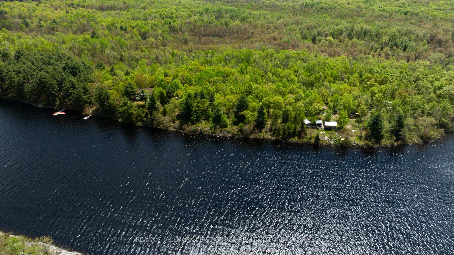 Photo 5 of 1052 Waters Edge Lane, Frontenac, Frontenac Centre — HOMEH