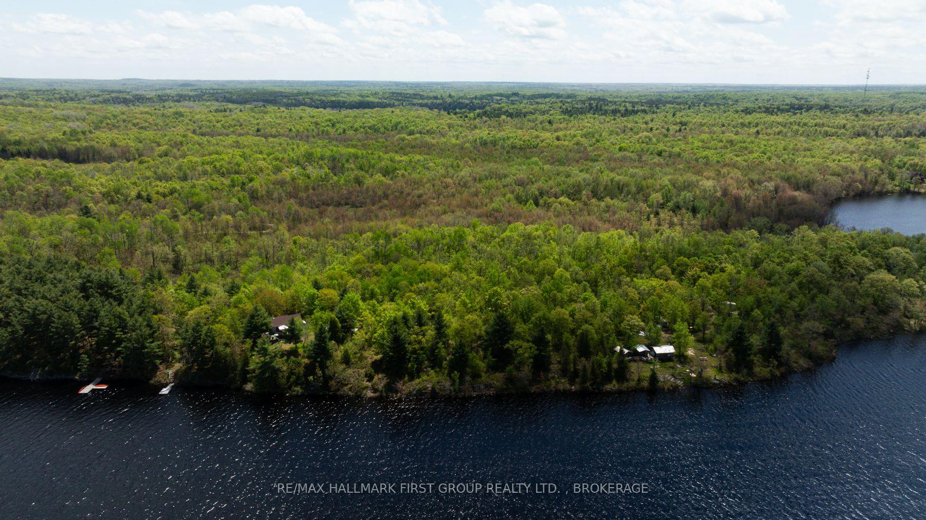 Photo 17 of 1052 Waters Edge Lane, Frontenac, Frontenac Centre — HOMEH