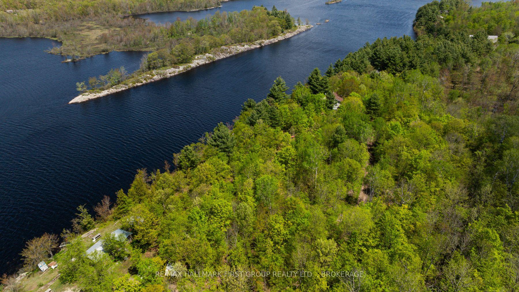 Photo 24 of 1052 Waters Edge Lane, Frontenac, Frontenac Centre — HOMEH
