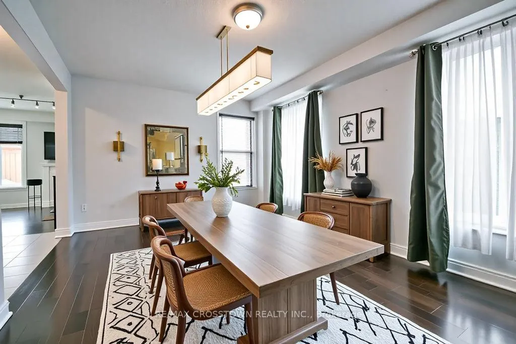 Photo 9 of 45 Imperial Crown Lane, Barrie, Innis-Shore — HOMEH
