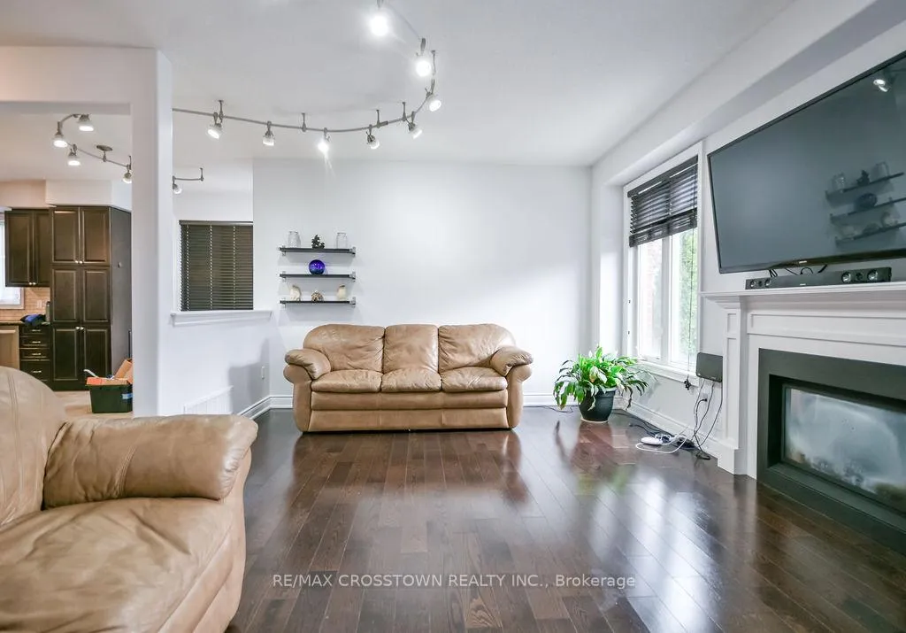 Photo 14 of 45 Imperial Crown Lane, Barrie, Innis-Shore — HOMEH