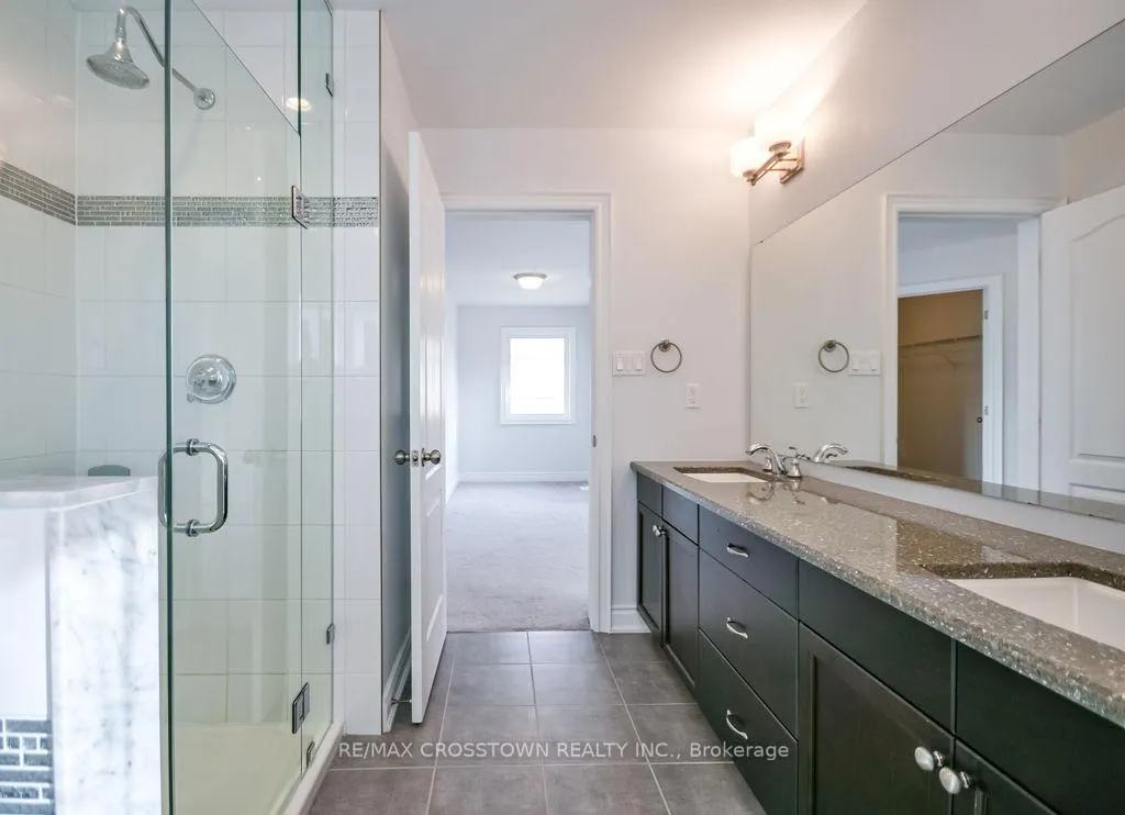 Photo 26 of 45 Imperial Crown Lane, Barrie, Innis-Shore — HOMEH