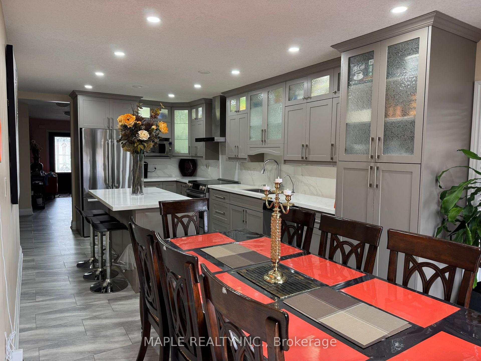 Photo 6 of 177 Curzon Crescent, Guelph, Willow West/Sugarbush/West Acres — HOMEH