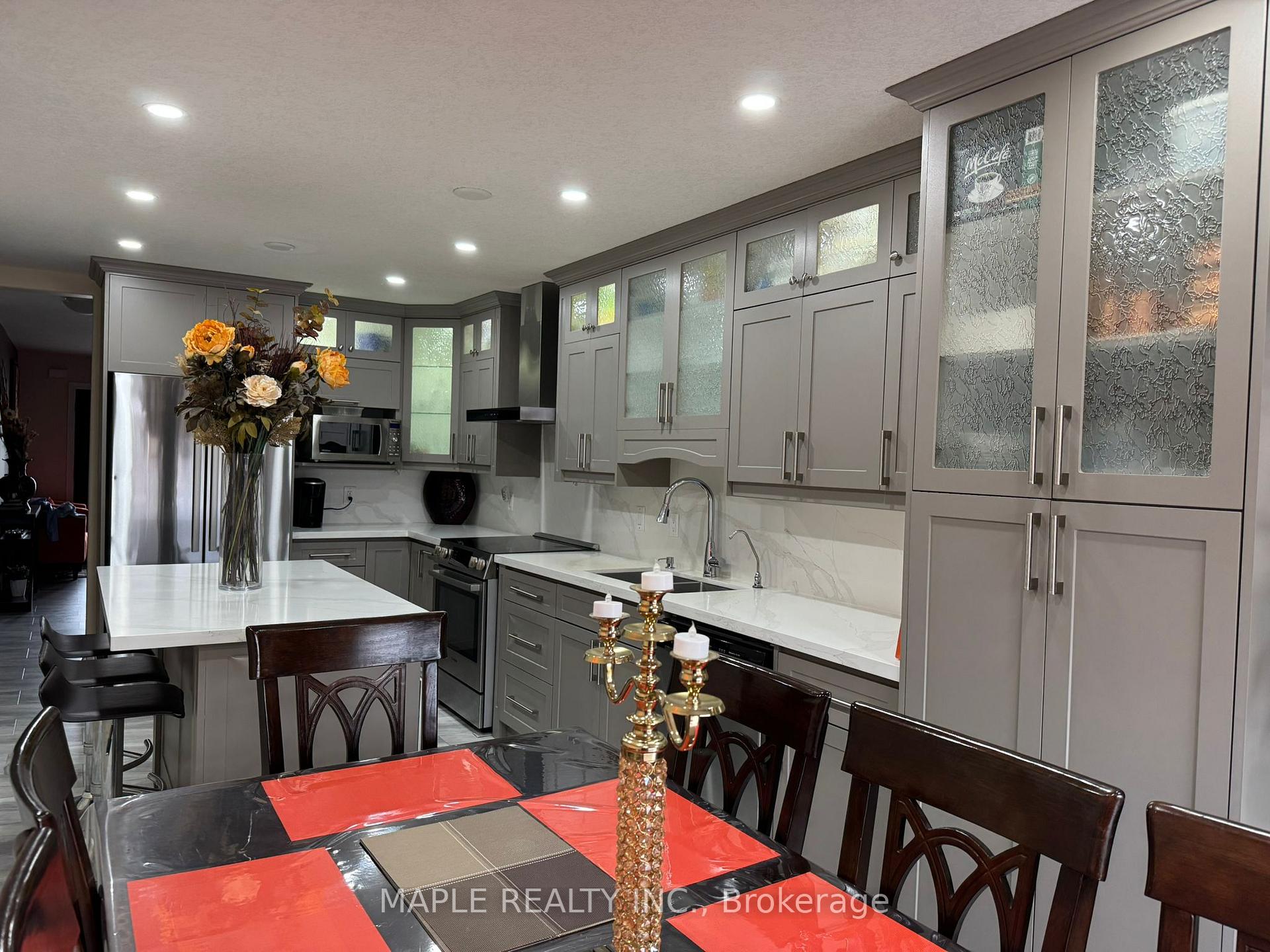 Photo 9 of 177 Curzon Crescent, Guelph, Willow West/Sugarbush/West Acres — HOMEH