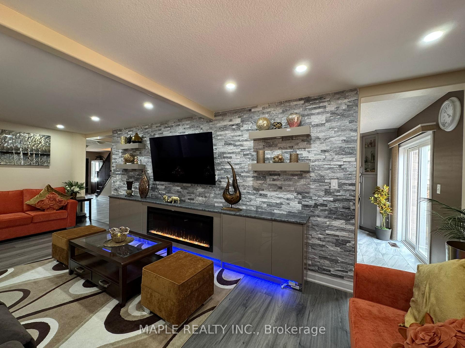 Photo 15 of 177 Curzon Crescent, Guelph, Willow West/Sugarbush/West Acres — HOMEH