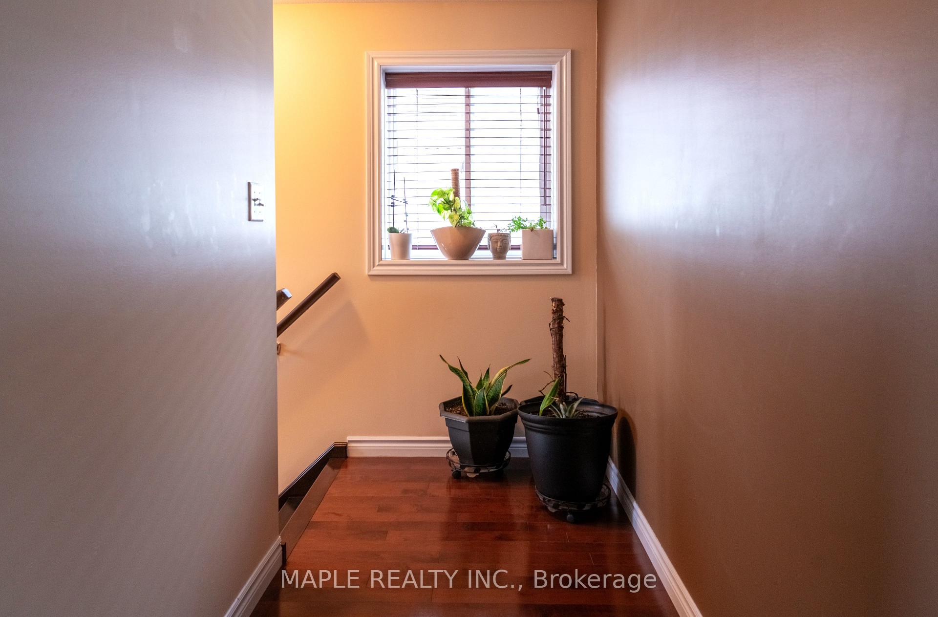 Photo 17 of 177 Curzon Crescent, Guelph, Willow West/Sugarbush/West Acres — HOMEH
