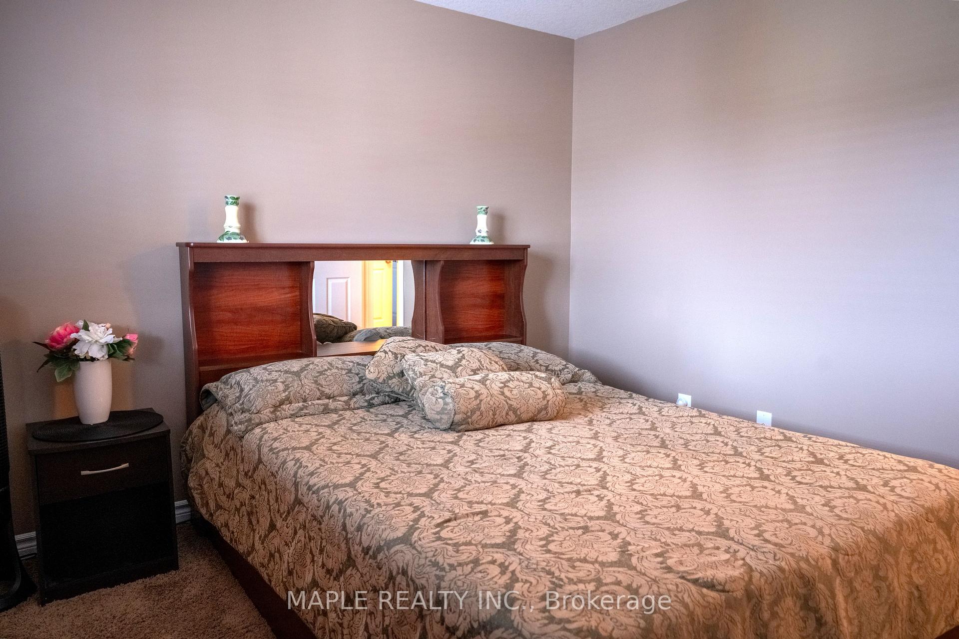 Photo 23 of 177 Curzon Crescent, Guelph, Willow West/Sugarbush/West Acres — HOMEH