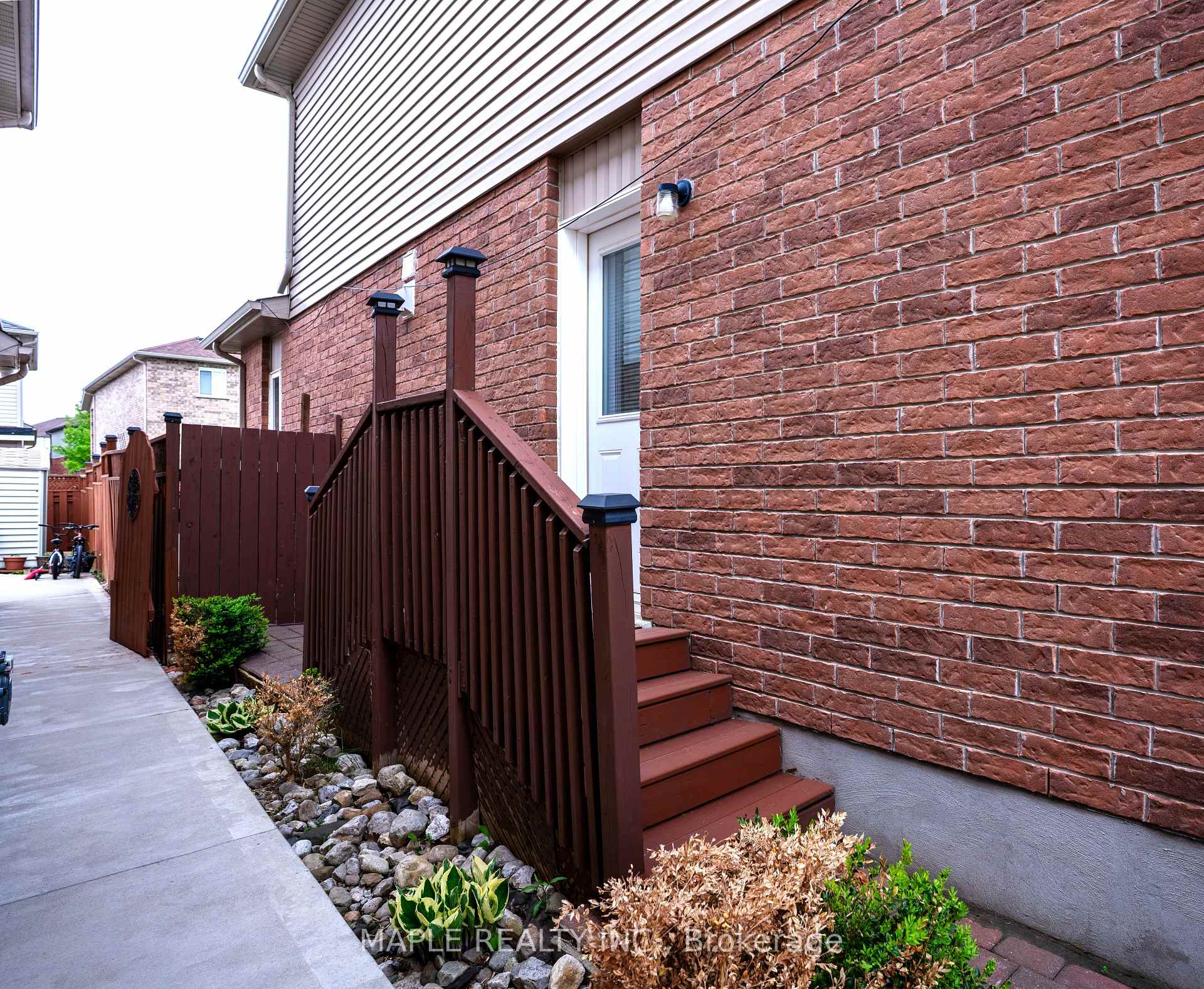 Photo 33 of 177 Curzon Crescent, Guelph, Willow West/Sugarbush/West Acres — HOMEH
