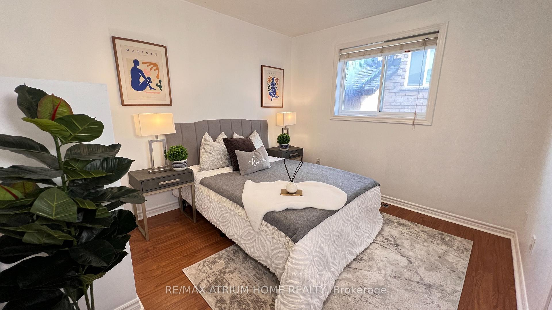Photo 9 of 124 Monique Crescent, Barrie, East Bayfield — HOMEH