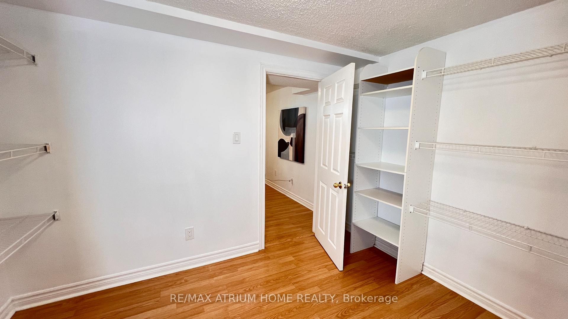 Photo 19 of 124 Monique Crescent, Barrie, East Bayfield — HOMEH