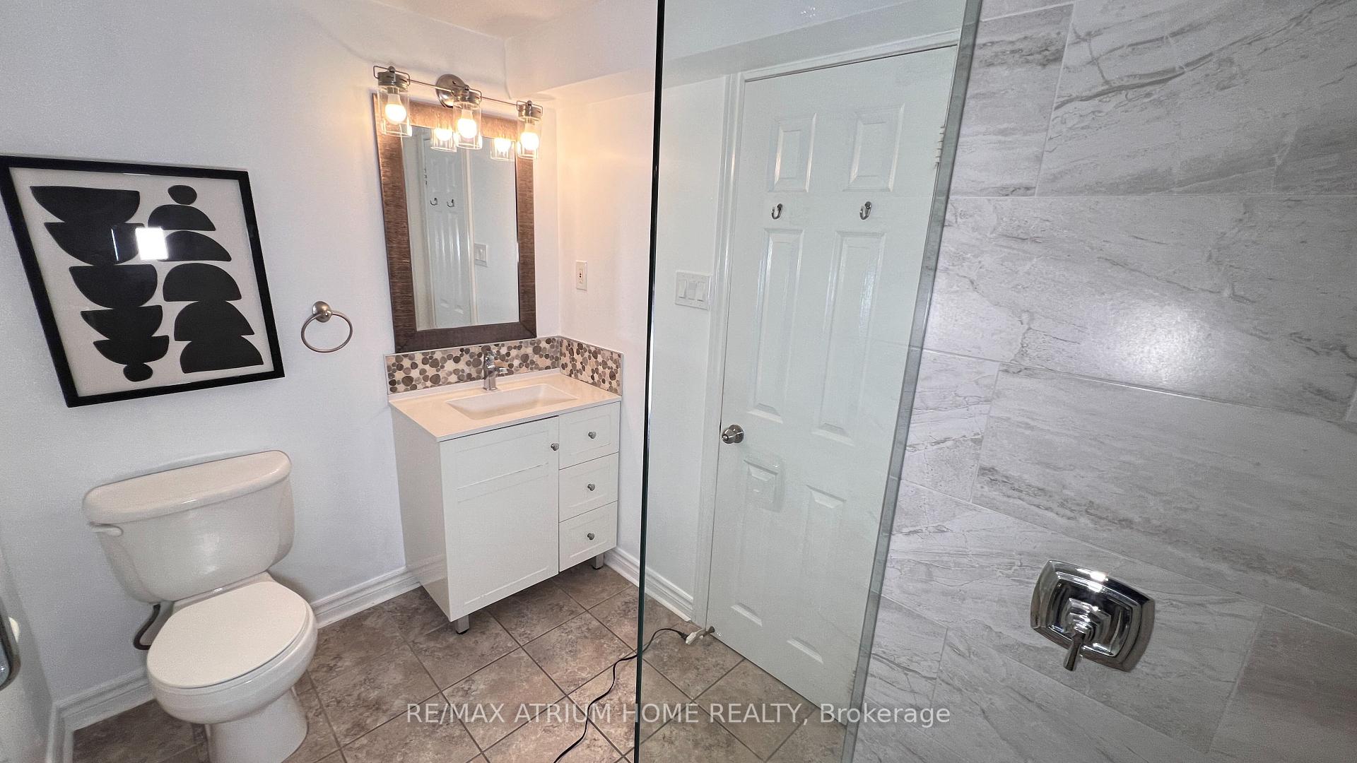 Photo 16 of 124 Monique Crescent, Barrie, East Bayfield — HOMEH