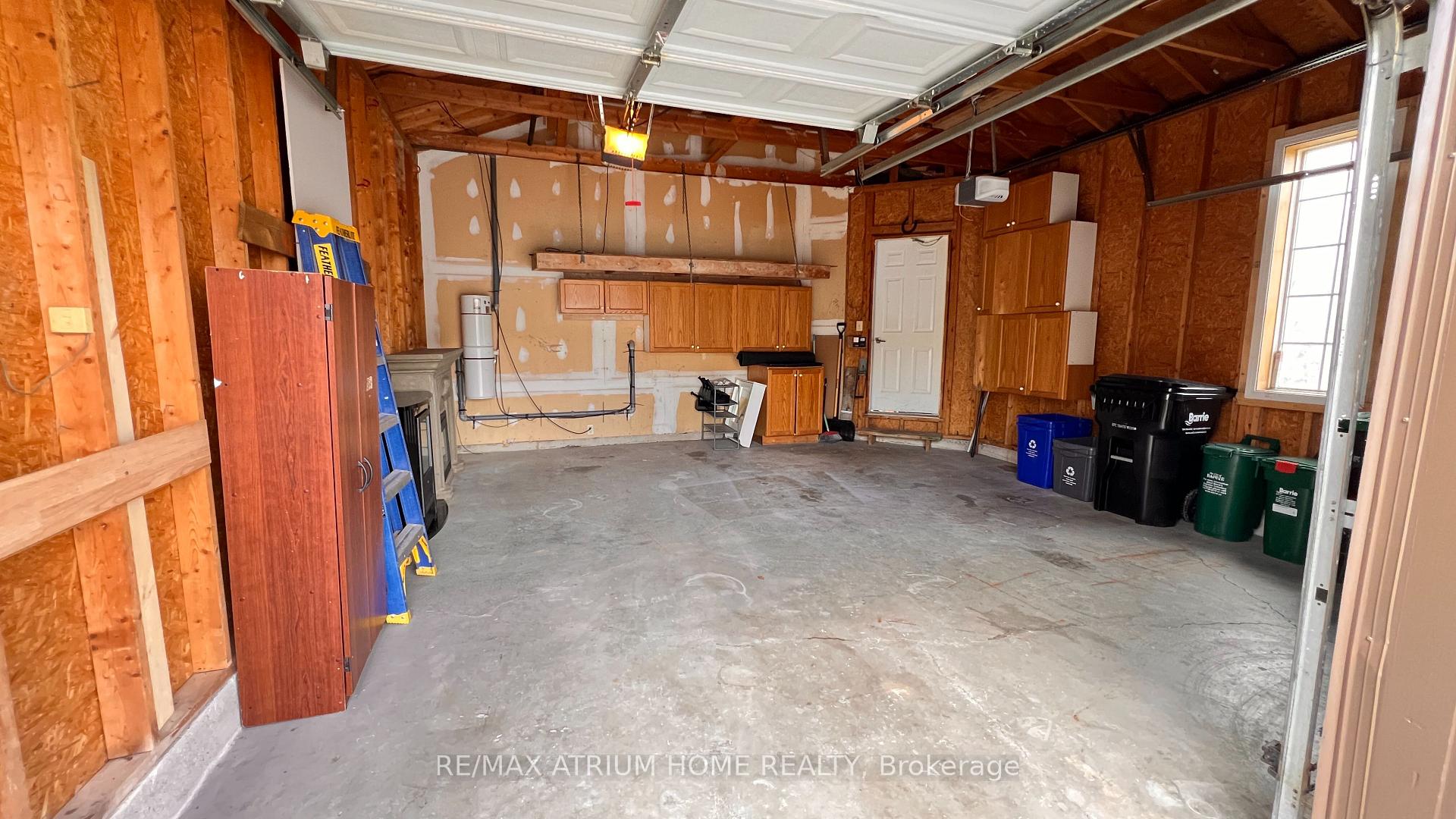 Photo 44 of 124 Monique Crescent, Barrie, East Bayfield — HOMEH