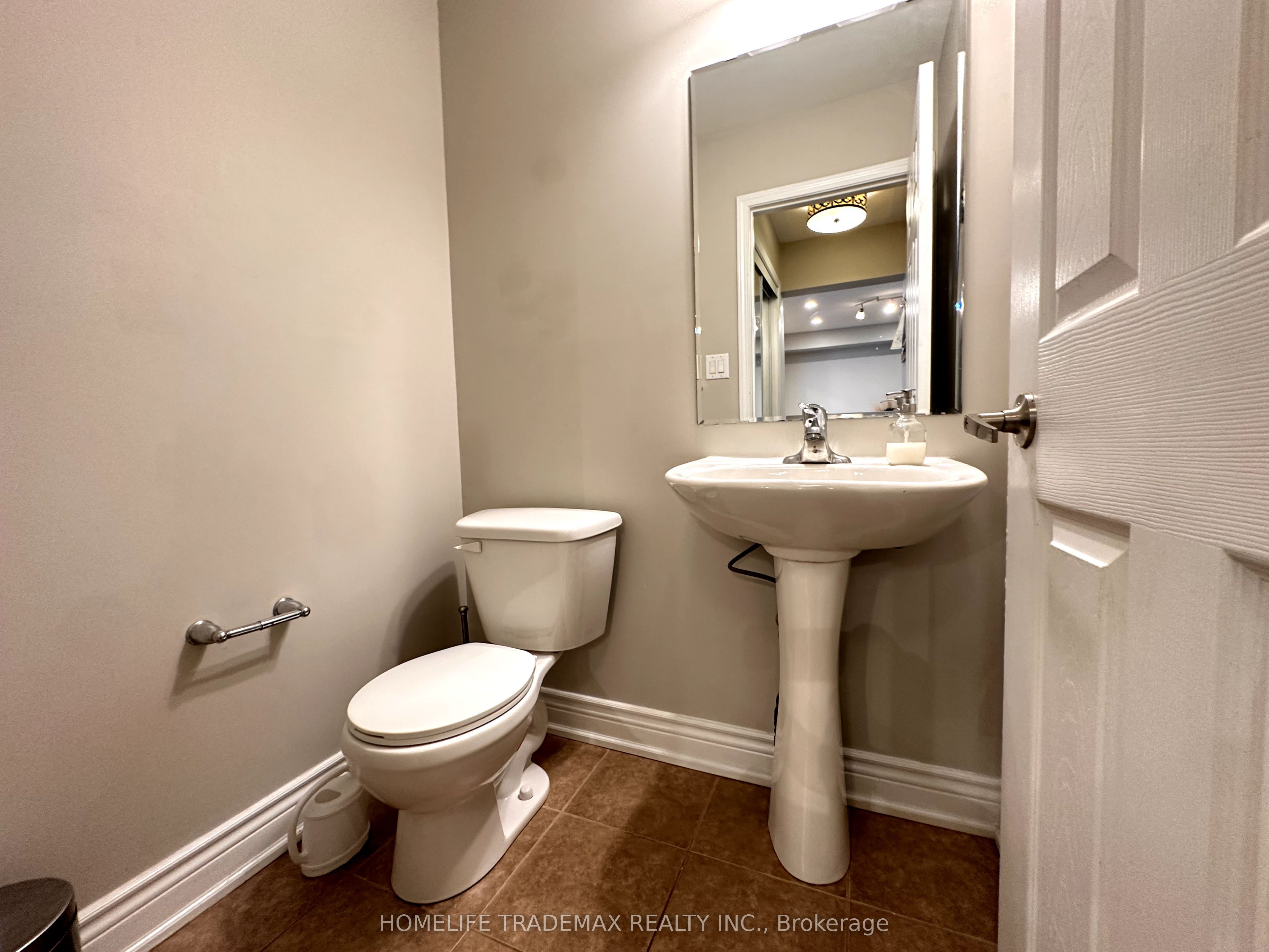 Photo 57 of 1032 Stemman Place, Milton, Willmott — HOMEH