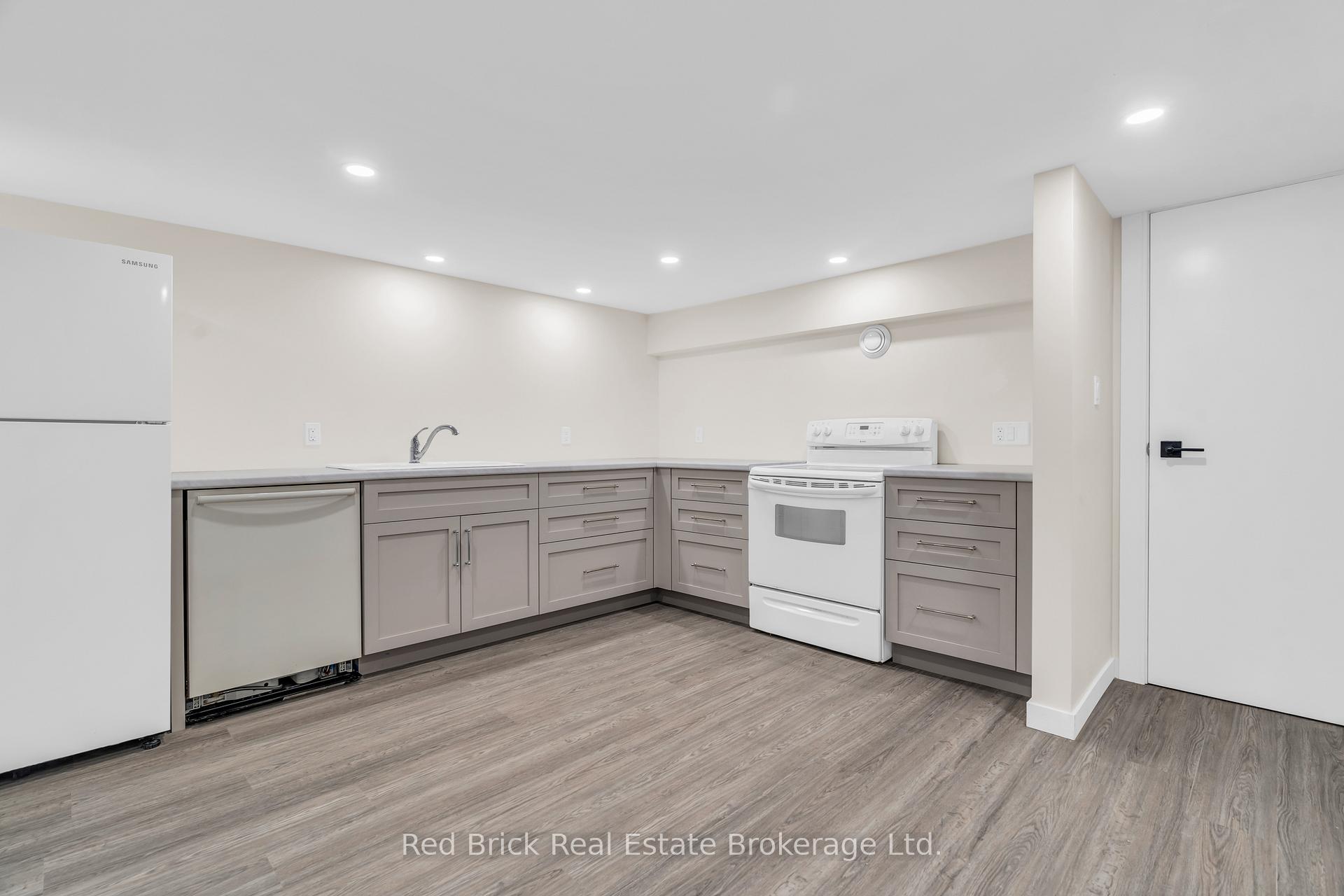 Photo 24 of 15 Clearview Street, Guelph, Grange Road — HOMEH