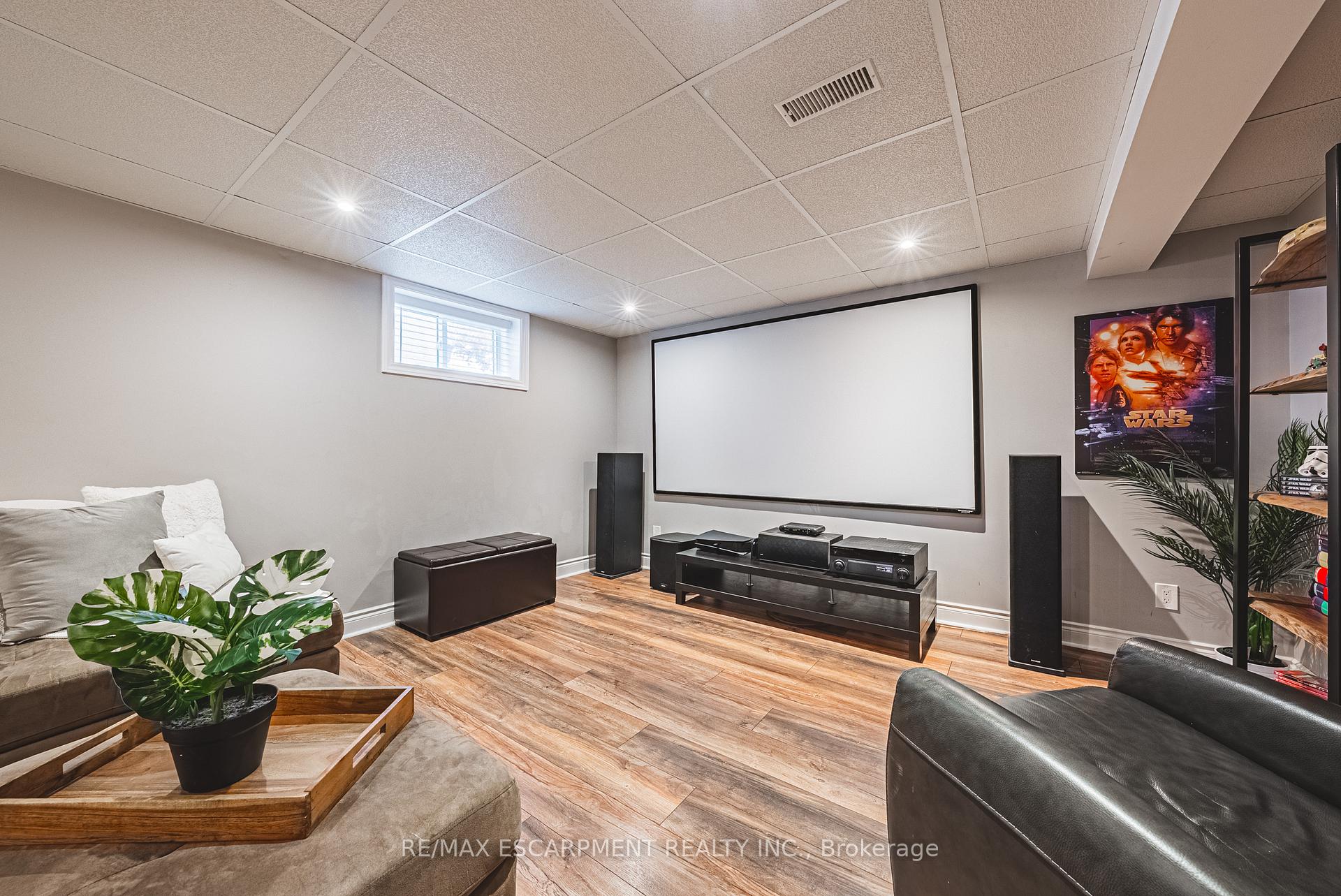 Photo 28 of 307 East 33rd Street, Hamilton, Macassa — HOMEH