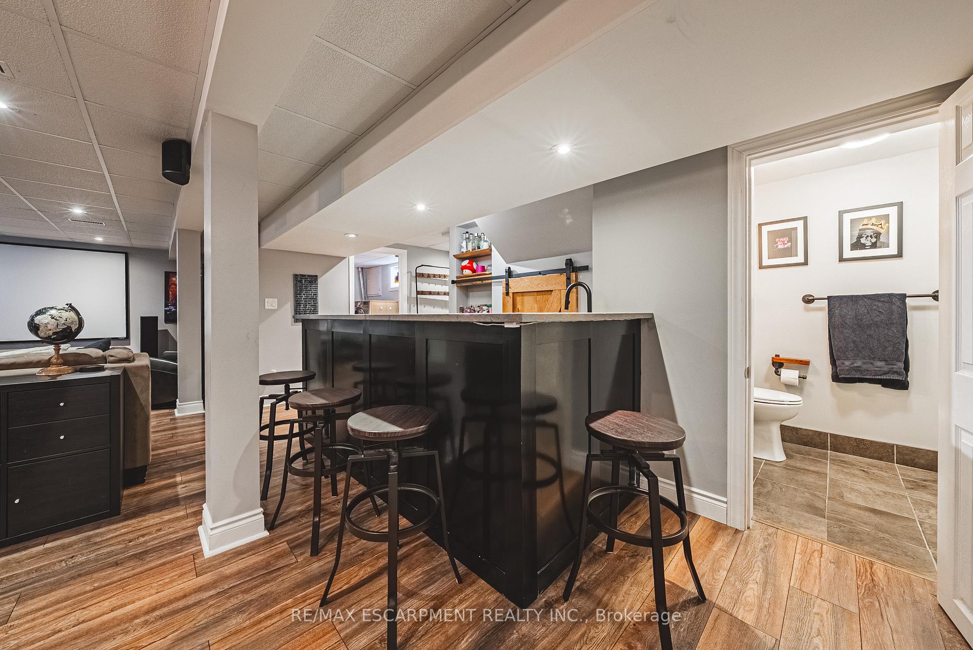 Photo 30 of 307 East 33rd Street, Hamilton, Macassa — HOMEH