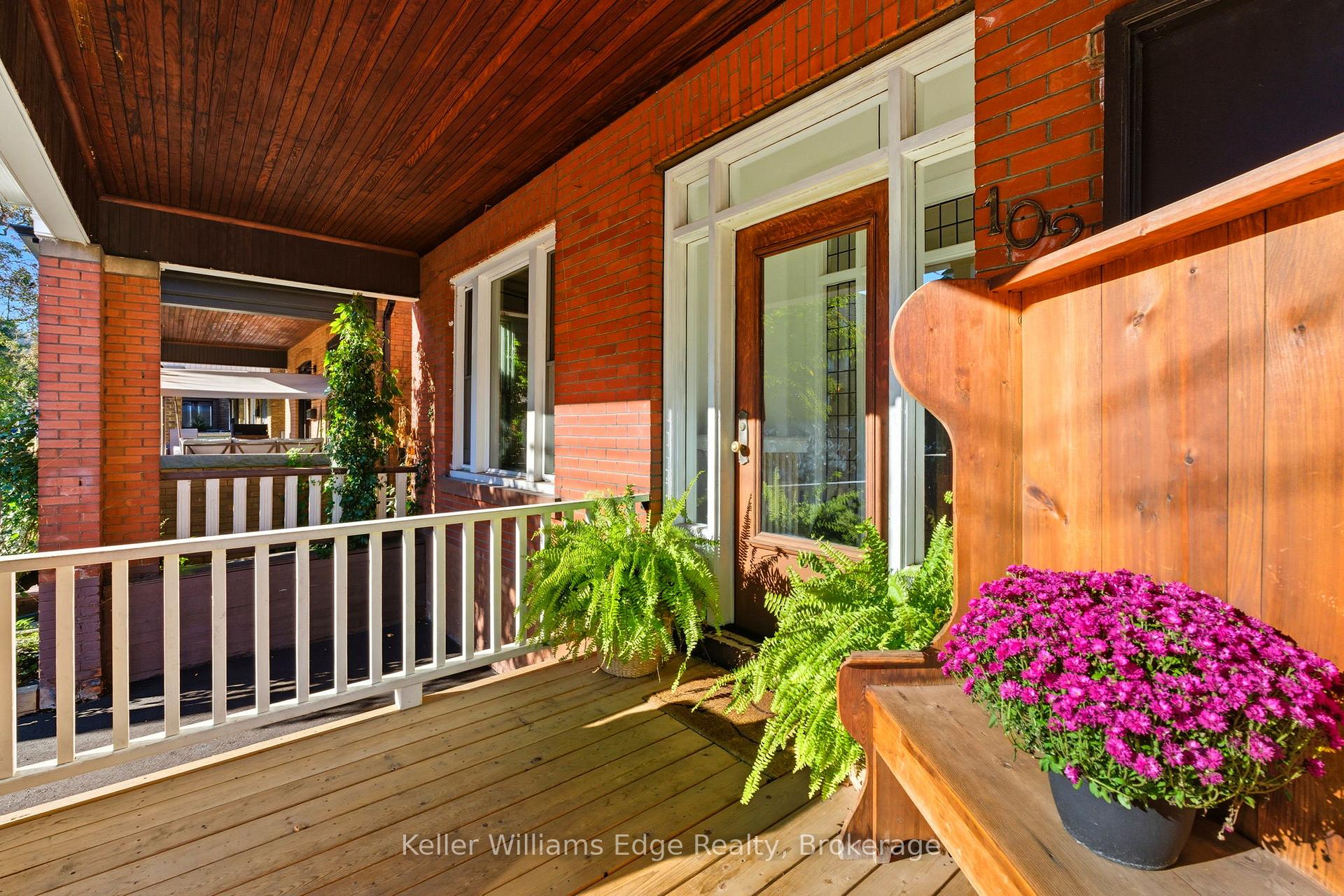 Photo 3 of 102 Spadina Avenue, Hamilton, Stipley — HOMEH