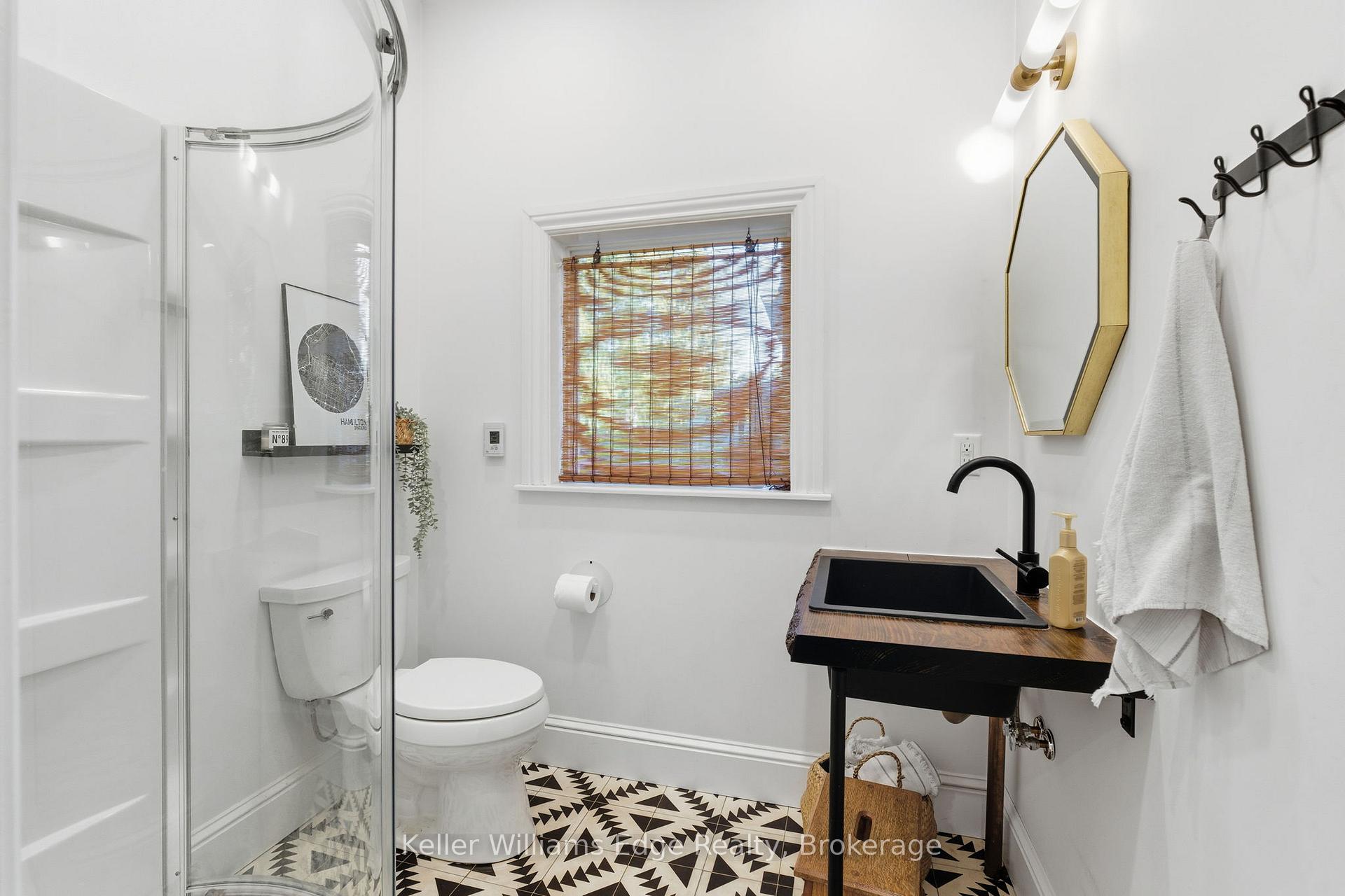 Photo 21 of 102 Spadina Avenue, Hamilton, Stipley — HOMEH