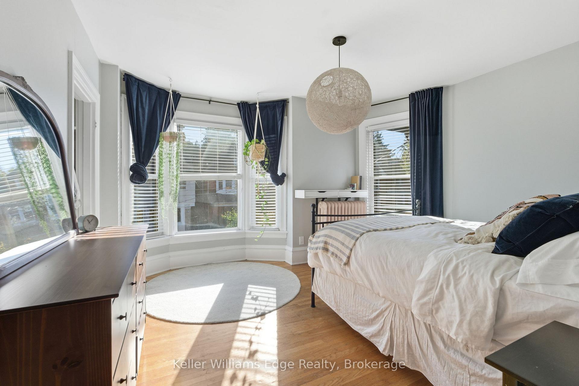Photo 25 of 102 Spadina Avenue, Hamilton, Stipley — HOMEH