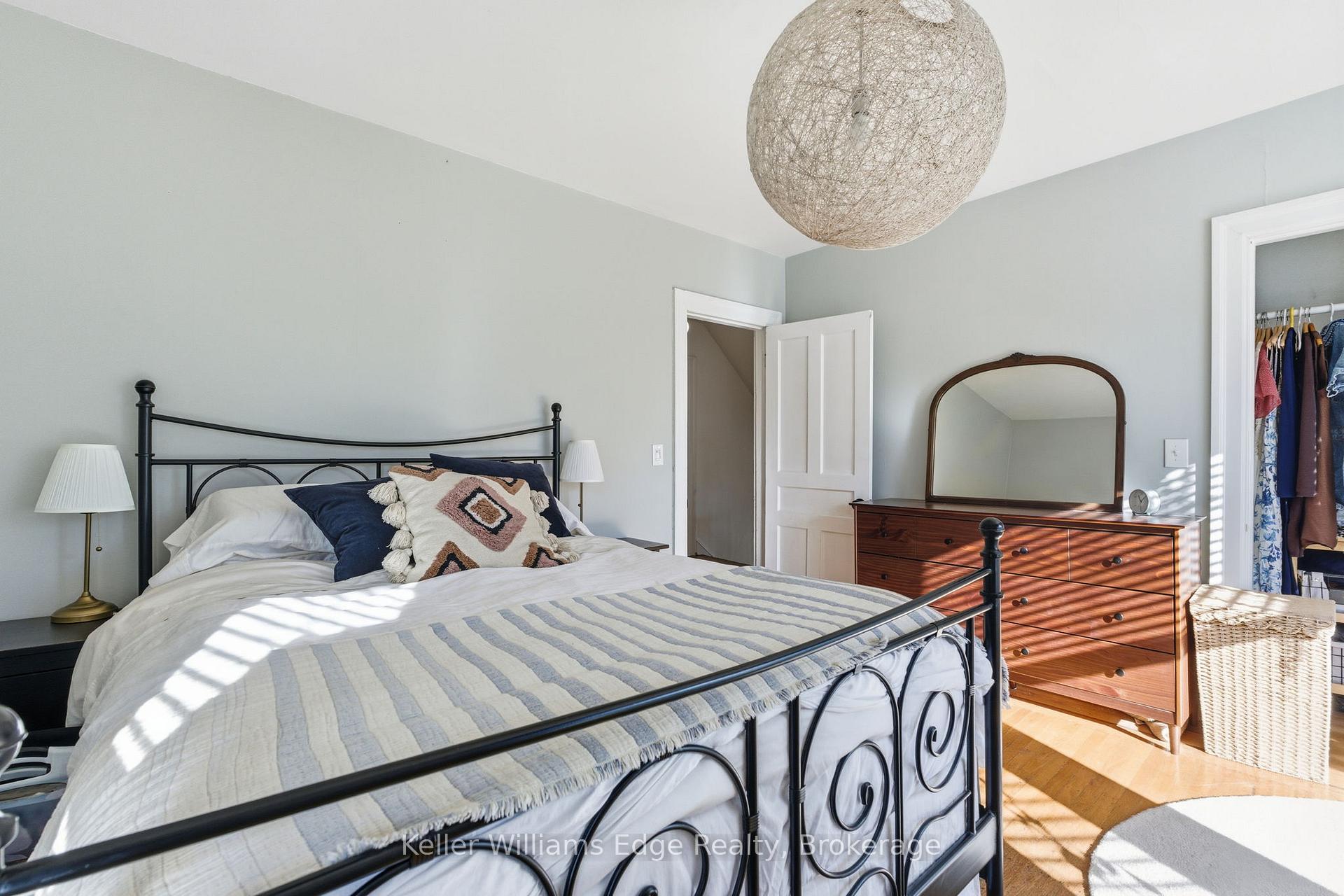 Photo 27 of 102 Spadina Avenue, Hamilton, Stipley — HOMEH