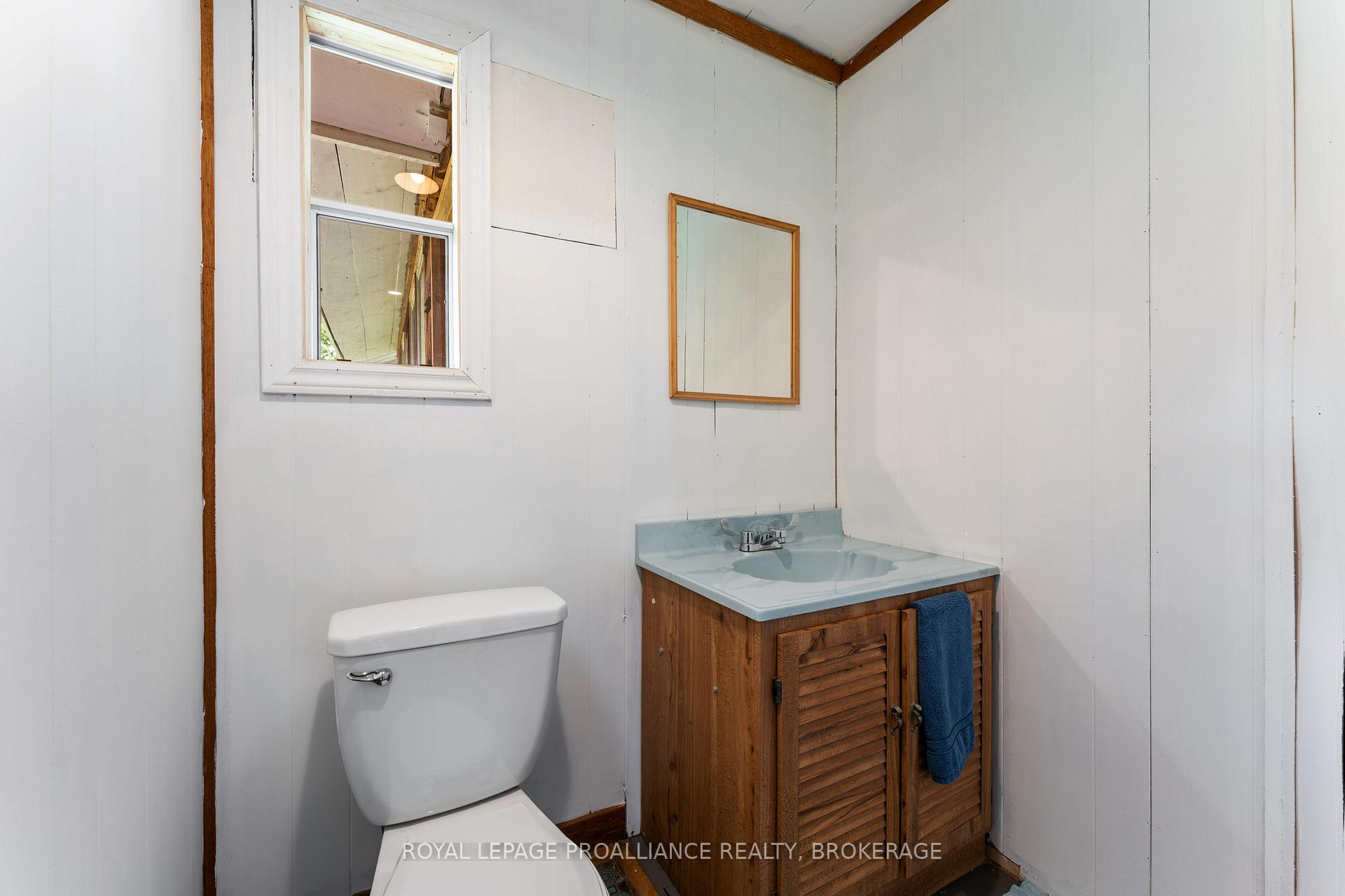 Photo 9 of 4627 Carrying Place Road, Frontenac, Frontenac South — HOMEH