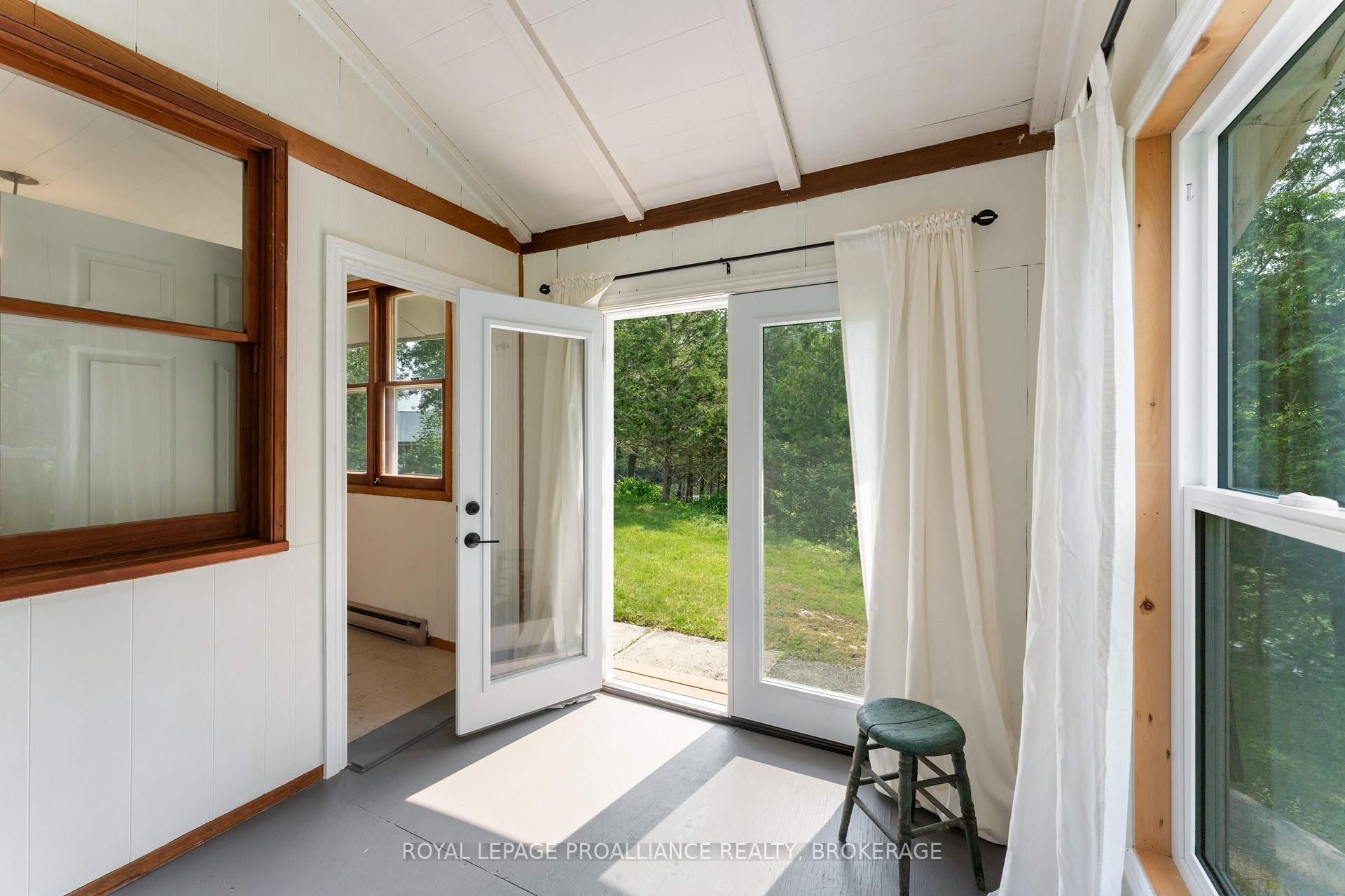 Photo 14 of 4627 Carrying Place Road, Frontenac, Frontenac South — HOMEH