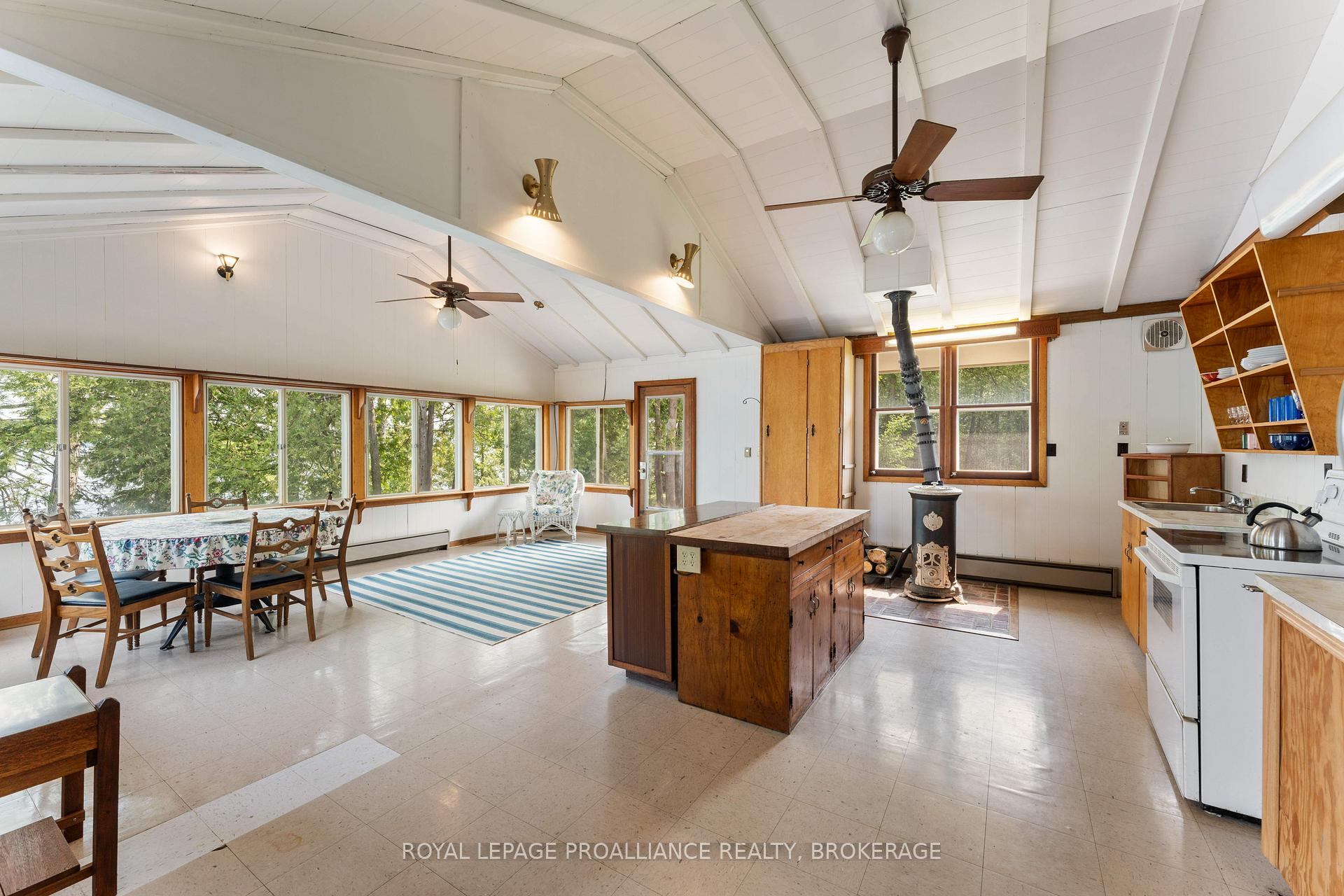 Photo 15 of 4627 Carrying Place Road, Frontenac, Frontenac South — HOMEH