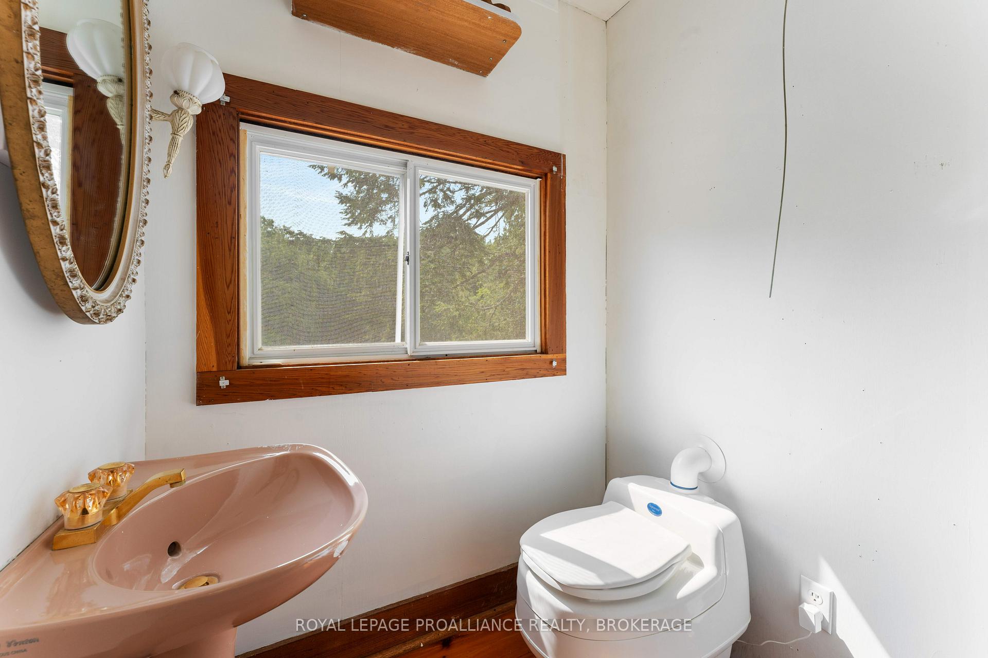 Photo 23 of 4627 Carrying Place Road, Frontenac, Frontenac South — HOMEH