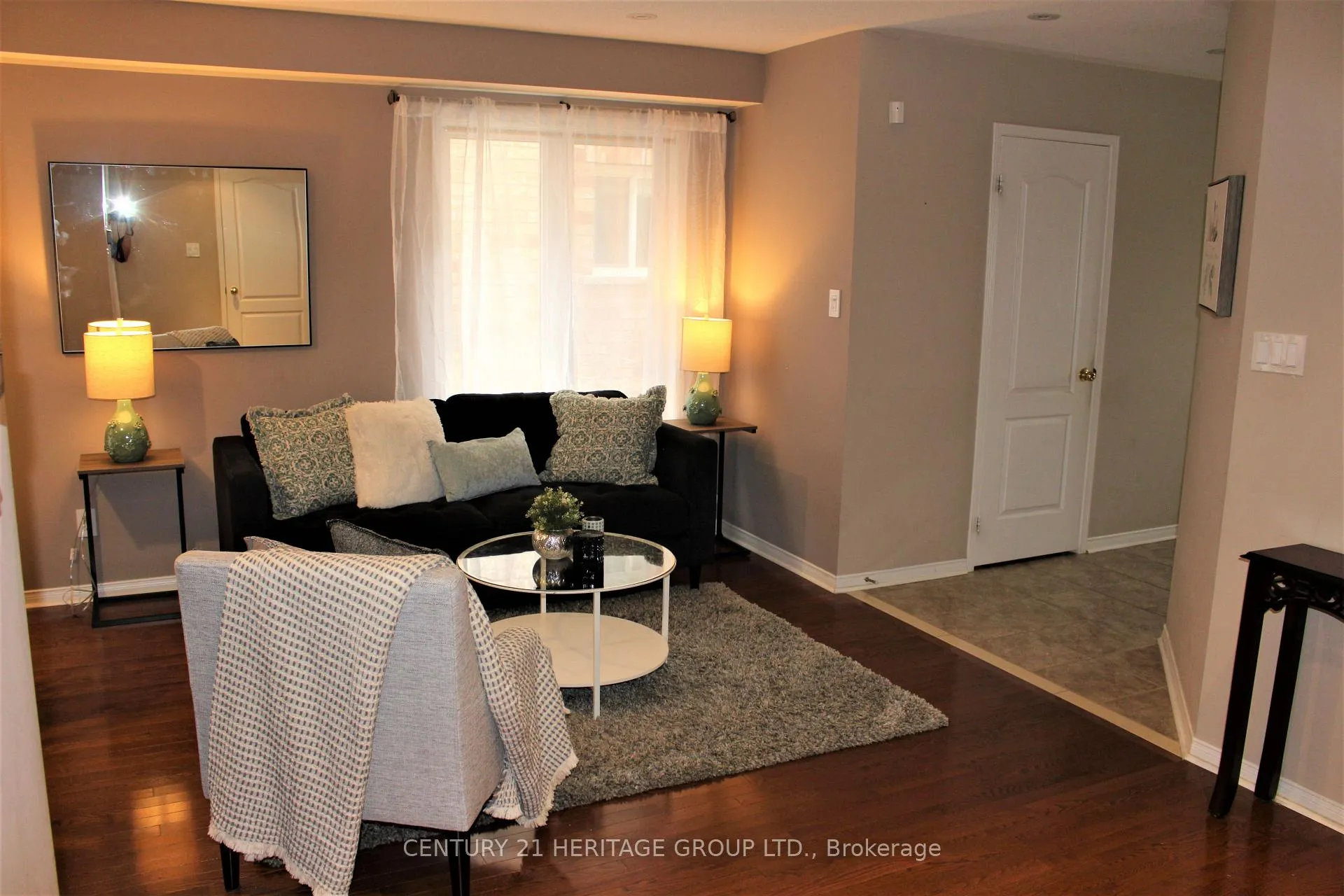 Photo 6 of 185 River Ridge Boulevard, Aurora, Bayview Northeast — HOMEH