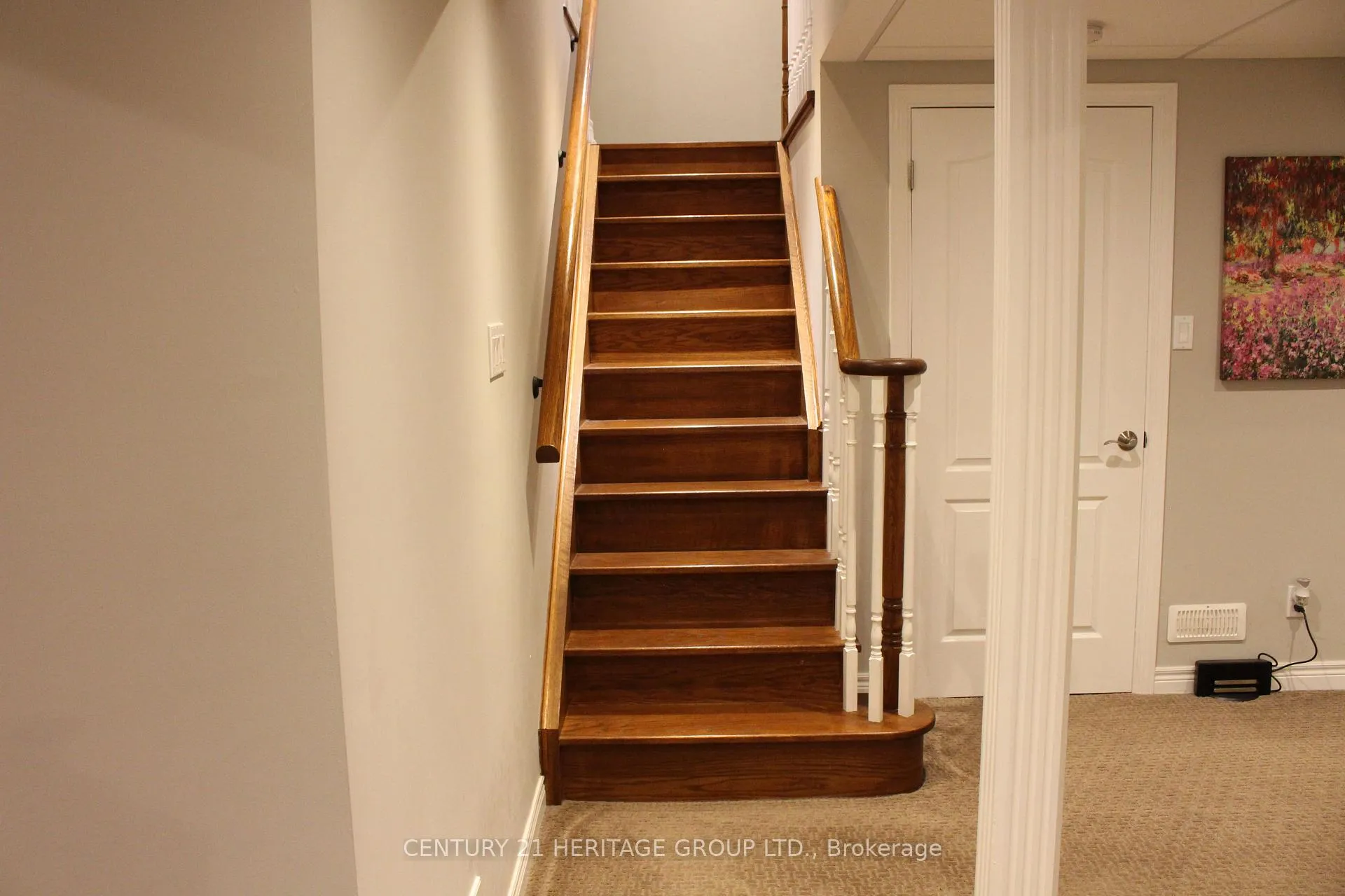 Photo 18 of 185 River Ridge Boulevard, Aurora, Bayview Northeast — HOMEH