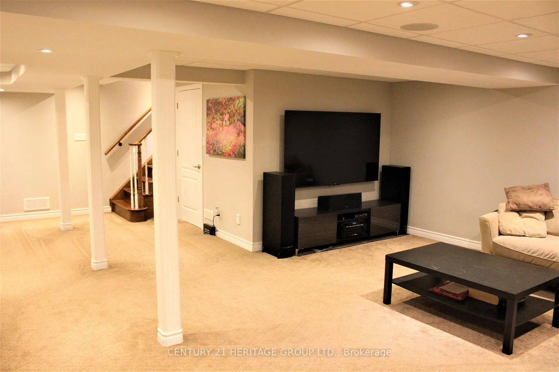 Photo 21 of 185 River Ridge Boulevard, Aurora, Bayview Northeast — HOMEH