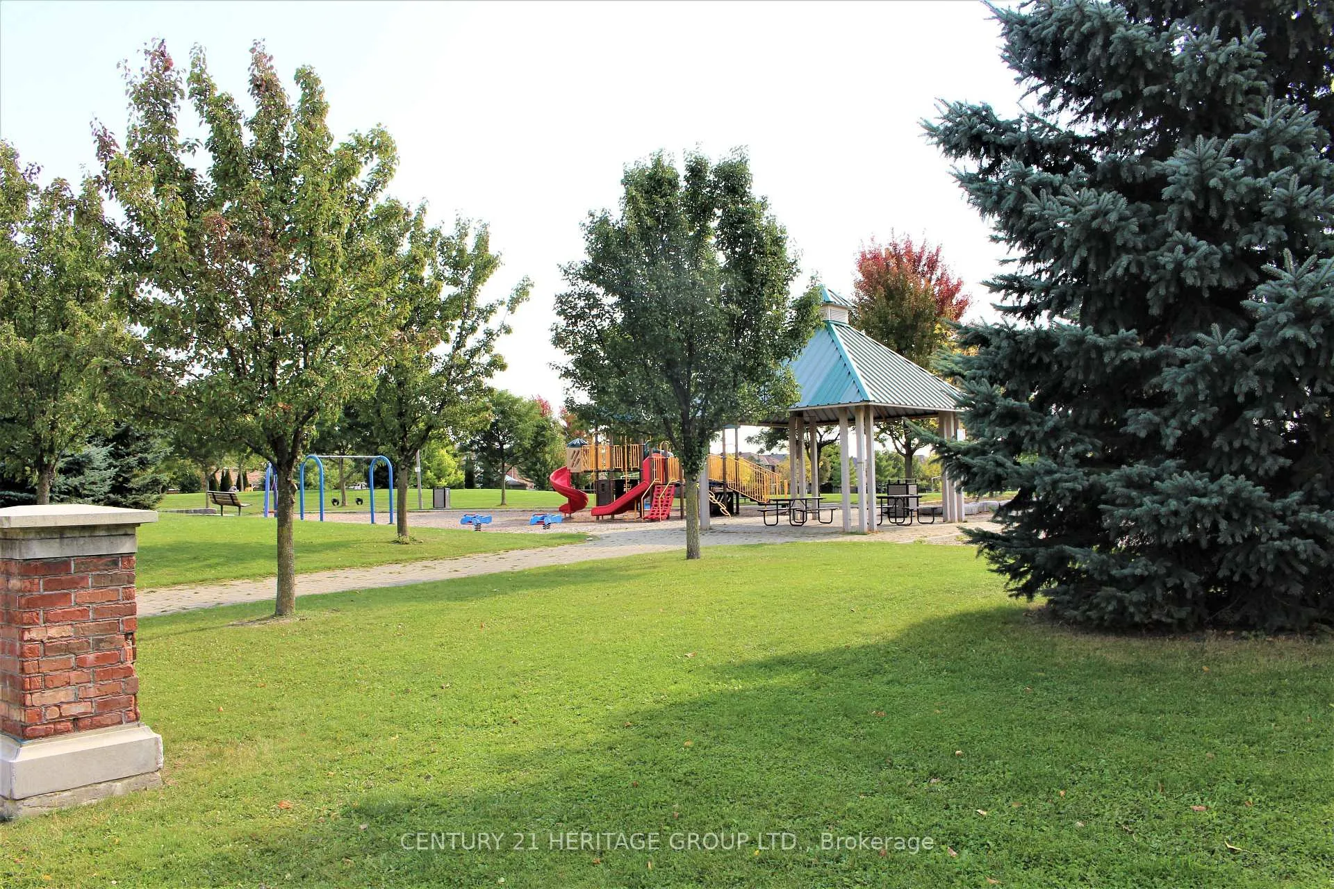 Photo 29 of 185 River Ridge Boulevard, Aurora, Bayview Northeast — HOMEH
