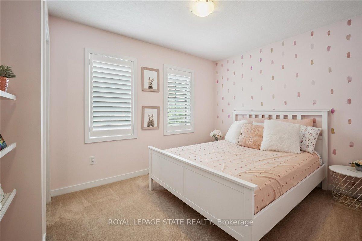 Photo 6 of 19 Prestwick Street, Hamilton, Stoney Creek Mountain — HOMEH