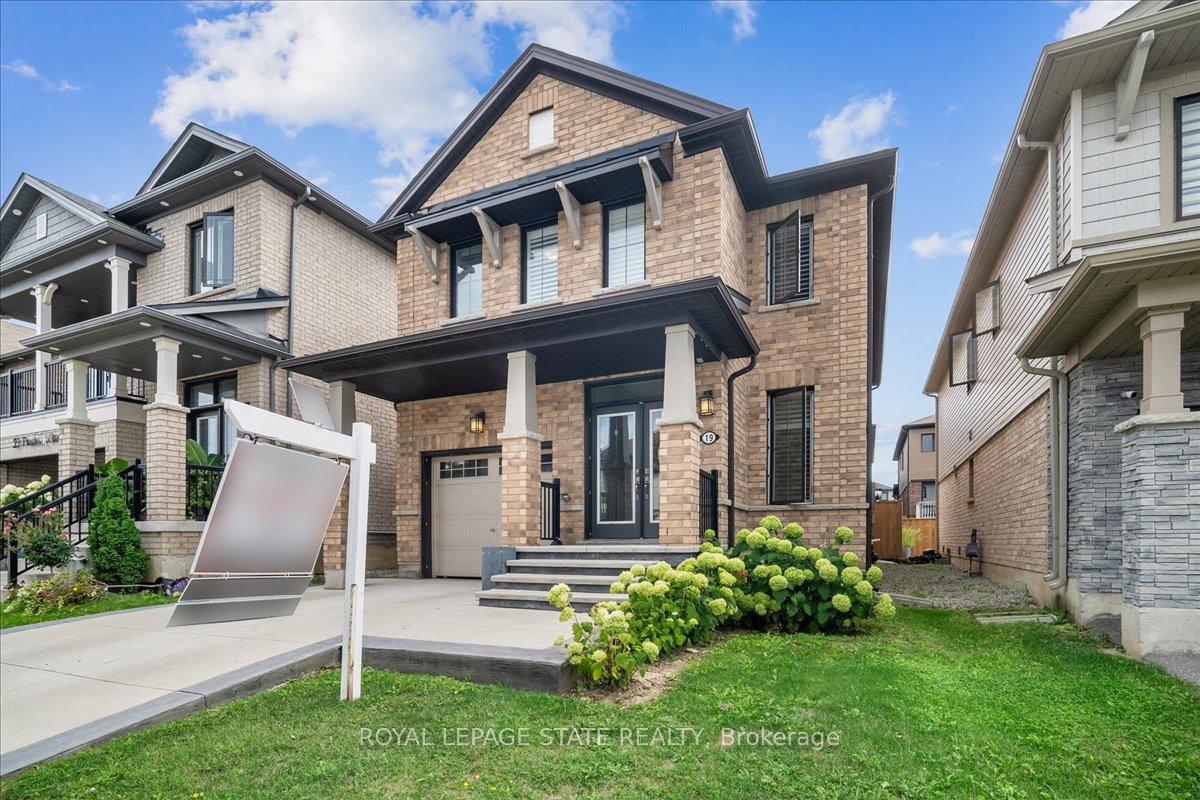 Photo 10 of 19 Prestwick Street, Hamilton, Stoney Creek Mountain — HOMEH