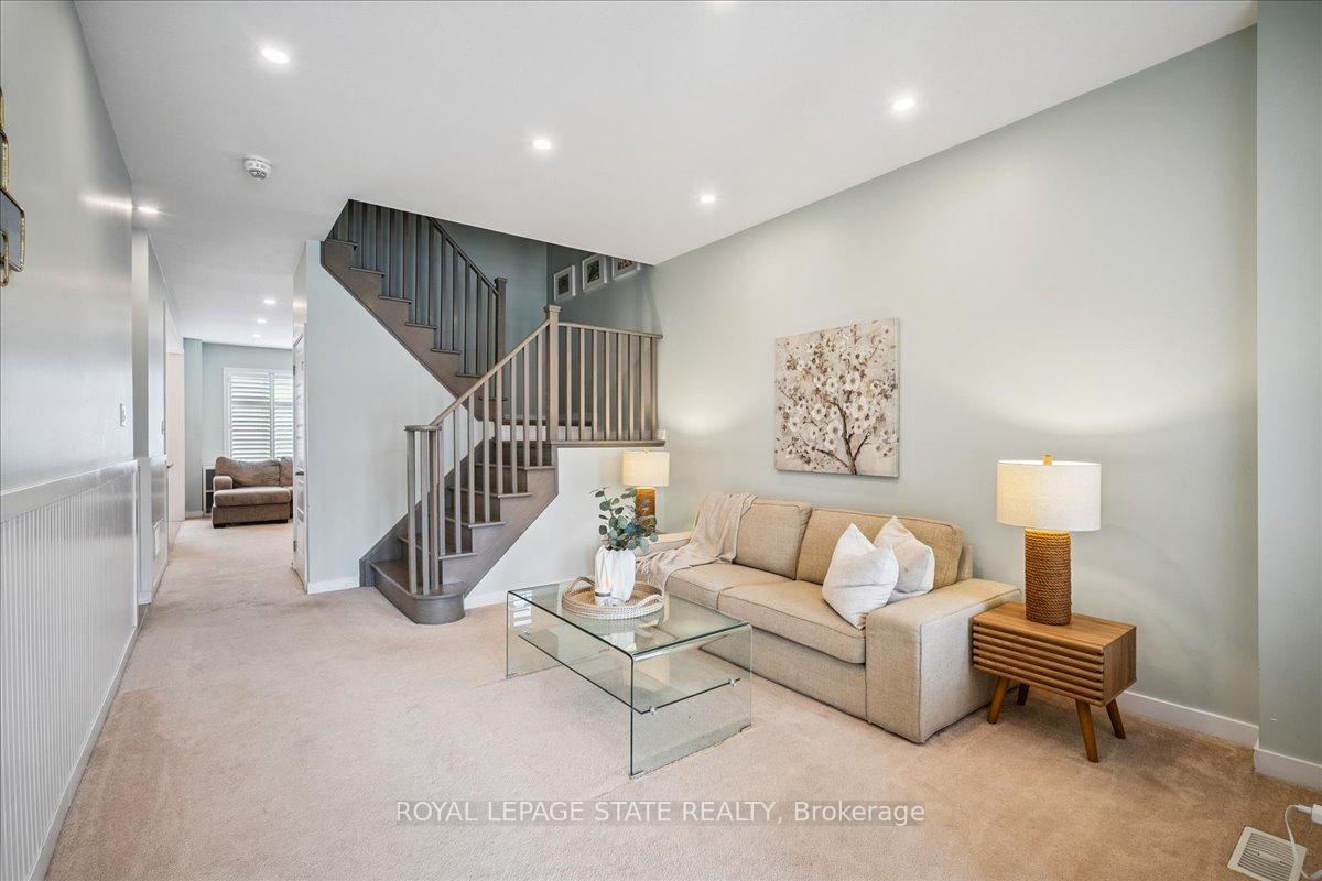 Photo 13 of 19 Prestwick Street, Hamilton, Stoney Creek Mountain — HOMEH